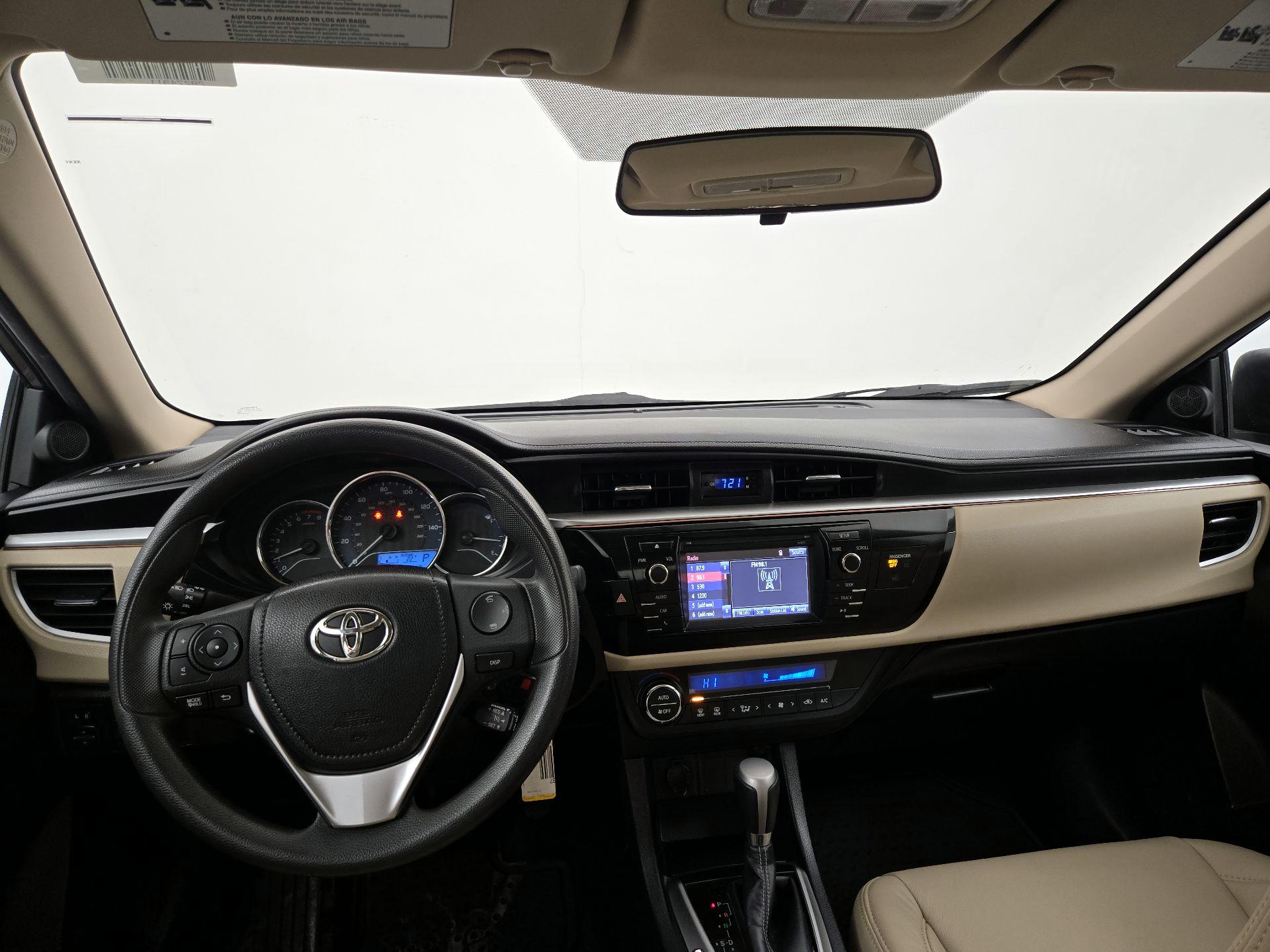 Thumbnail: 2016 Toyota Corolla - 9