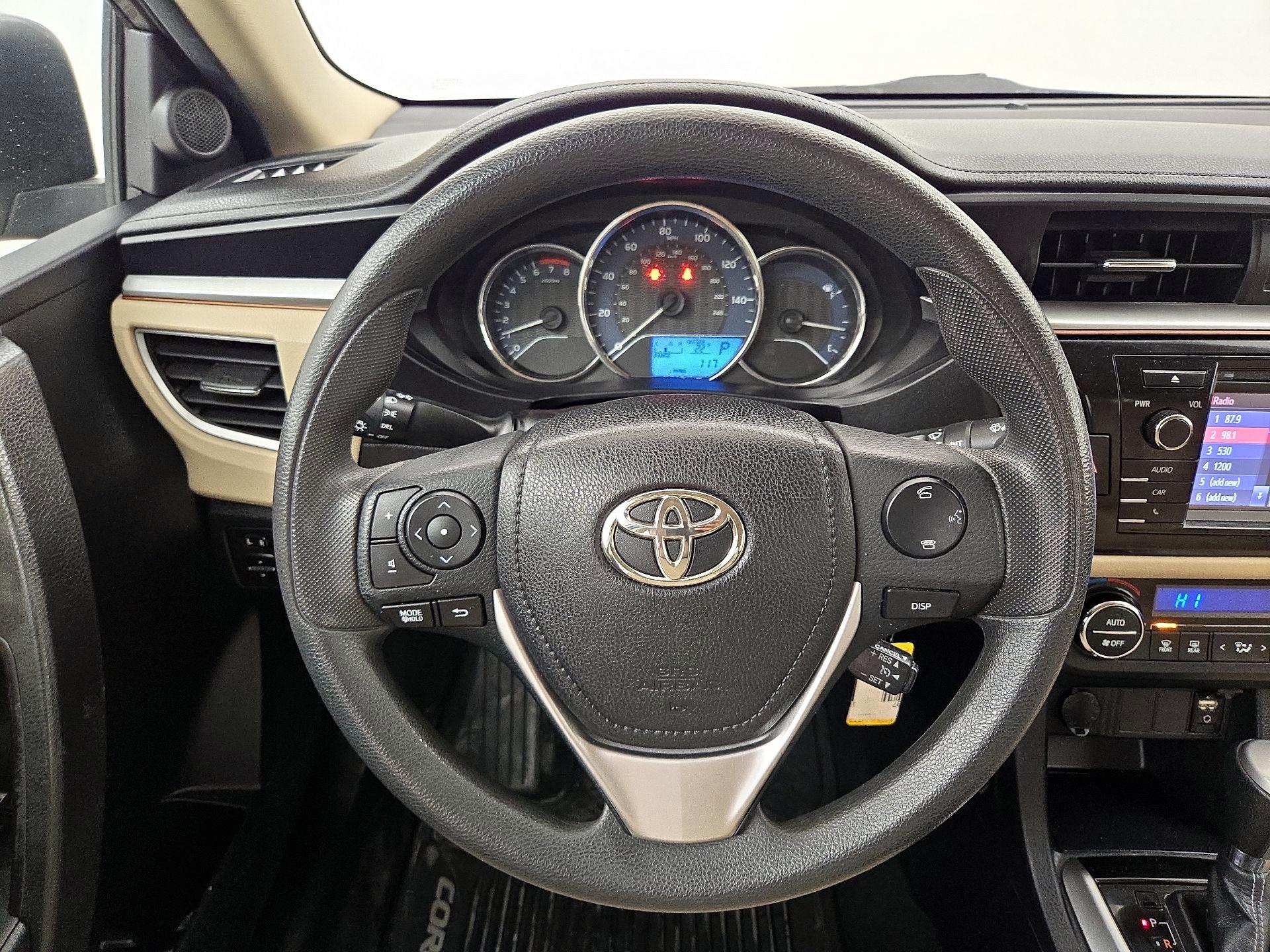 Thumbnail: 2016 Toyota Corolla - 10