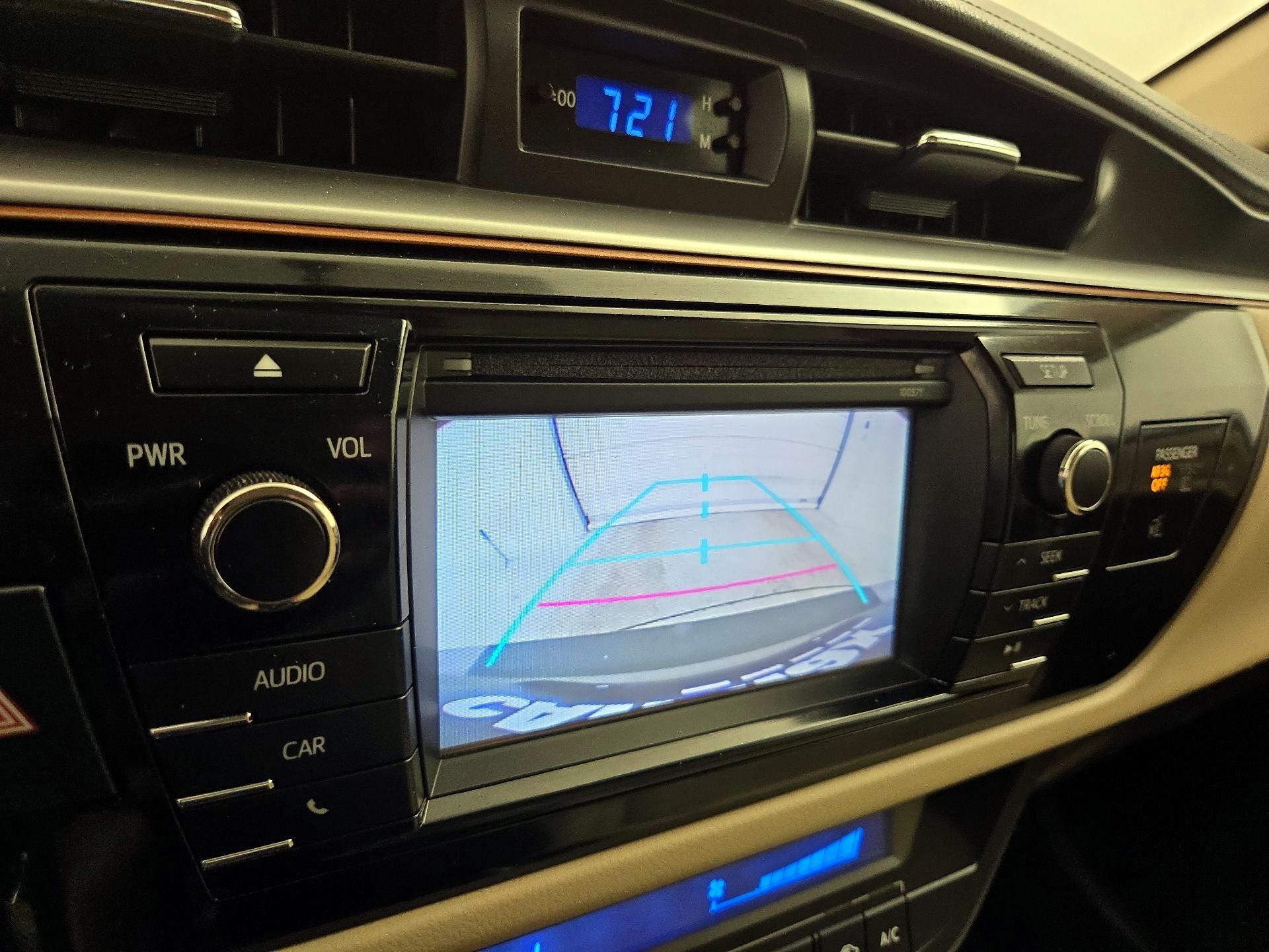 Thumbnail: 2016 Toyota Corolla - 14