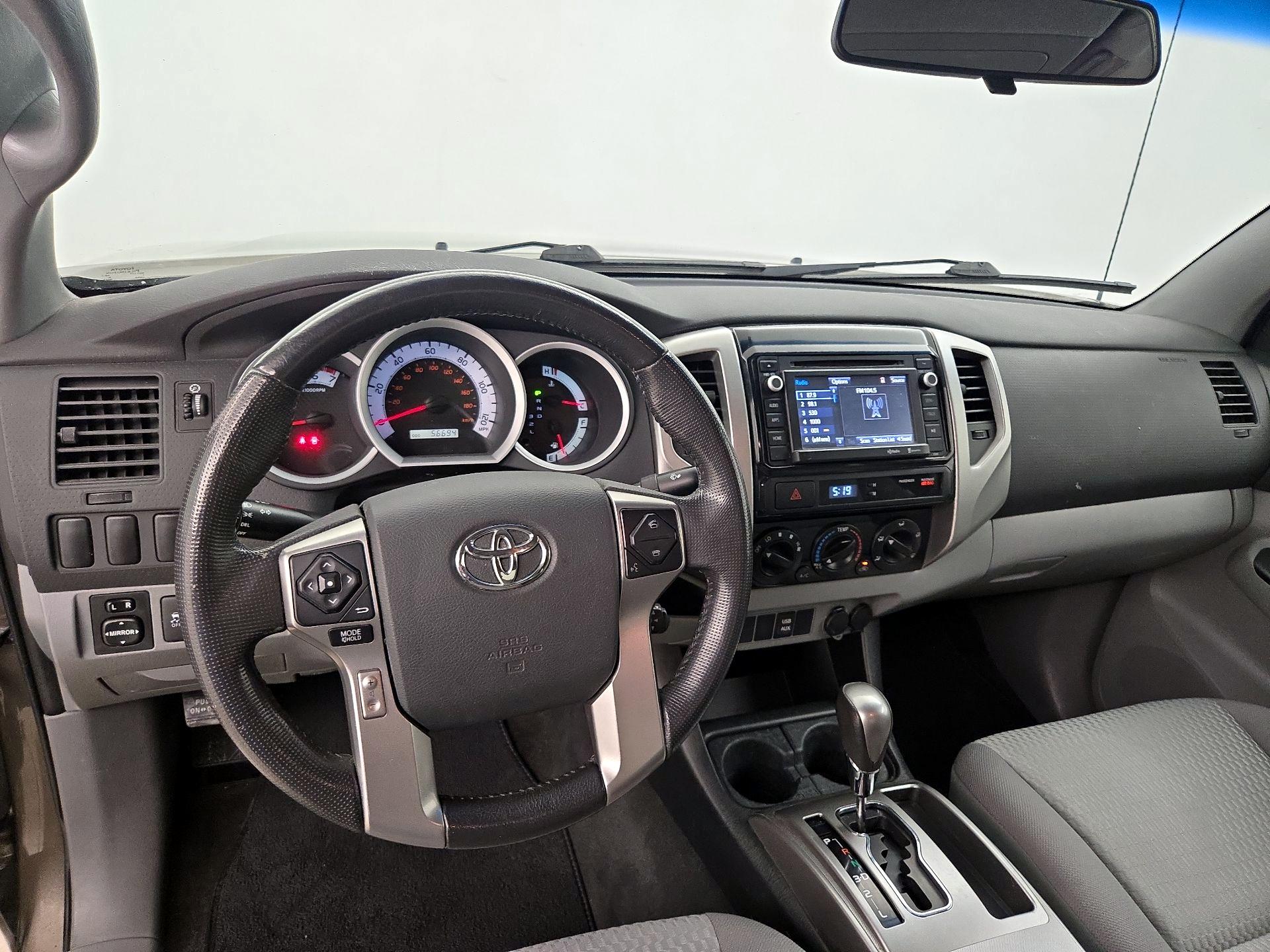 Thumbnail: 2014 Toyota Tacoma - 9