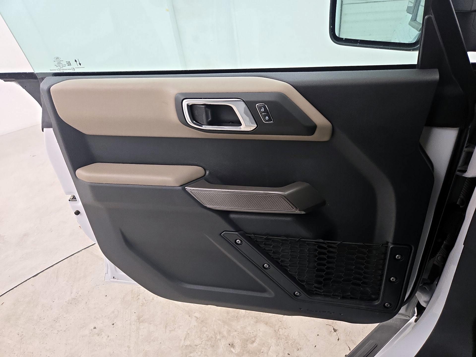 Thumbnail: 2023 Ford Bronco - 12