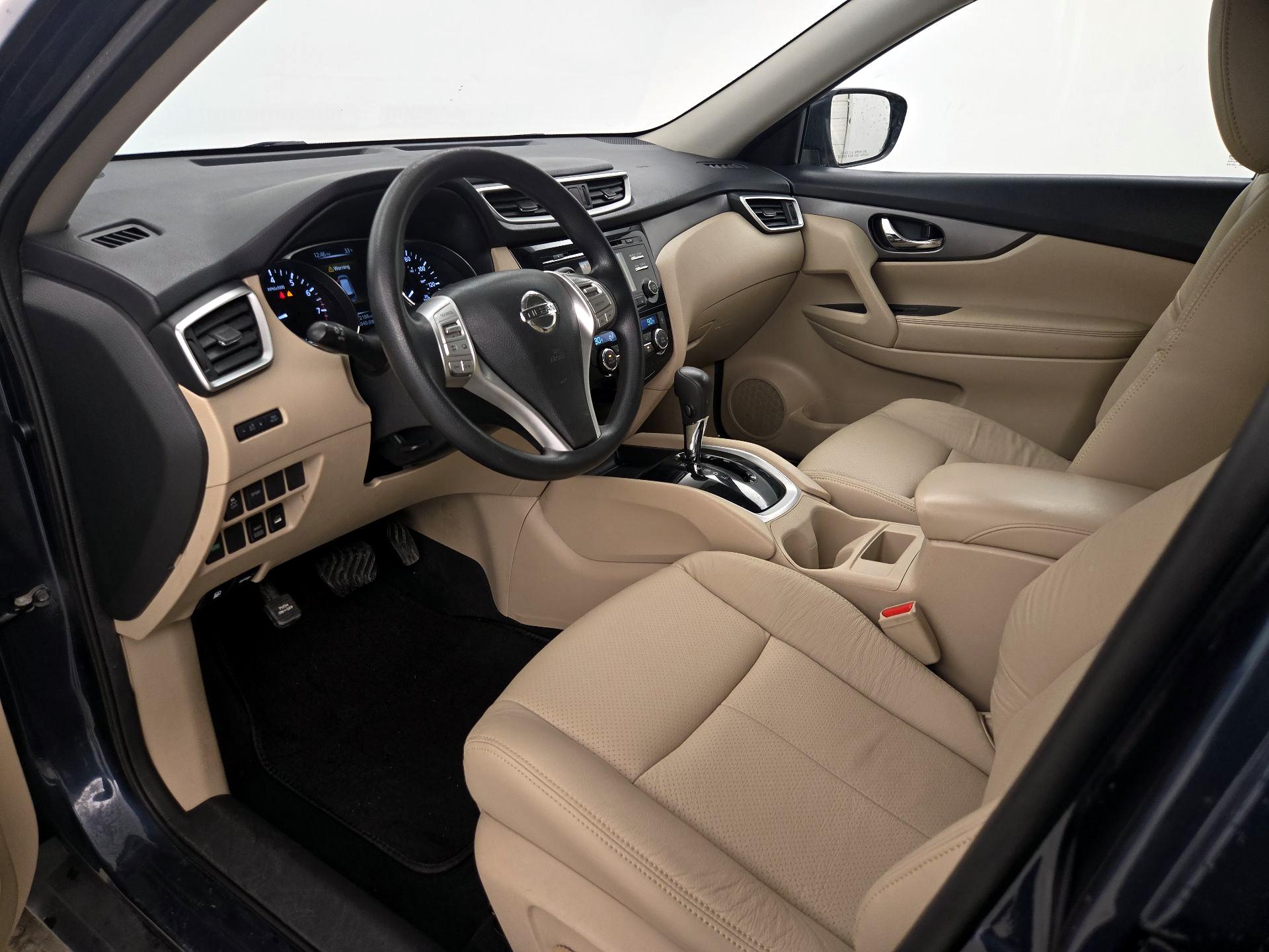 Thumbnail: 2016 Nissan Rogue - 11