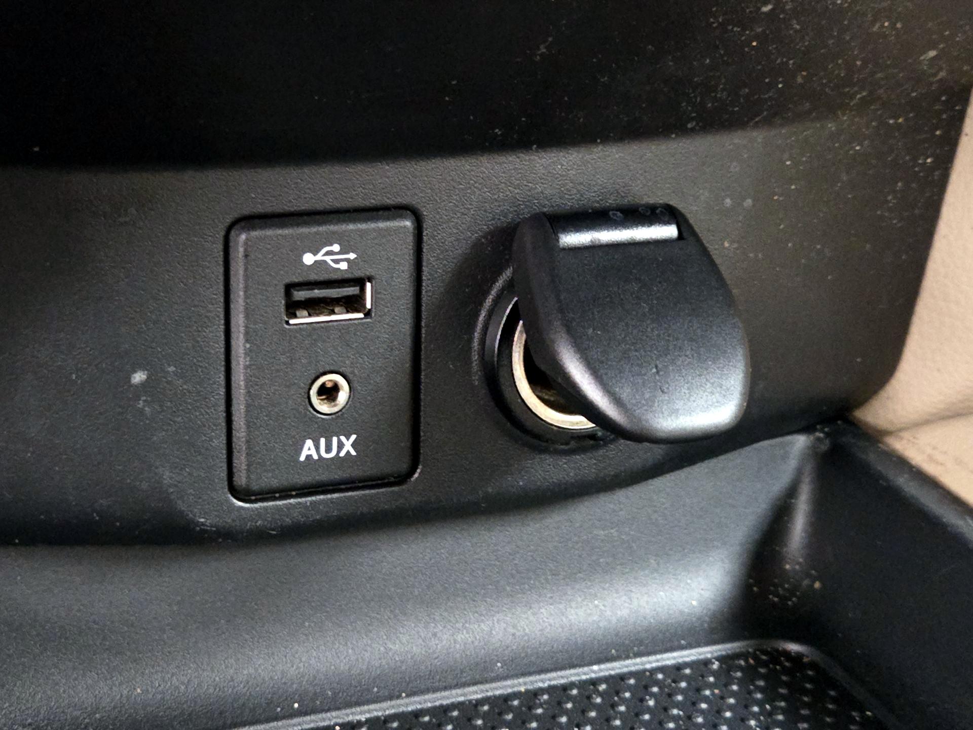 Thumbnail: 2016 Nissan Rogue - 18