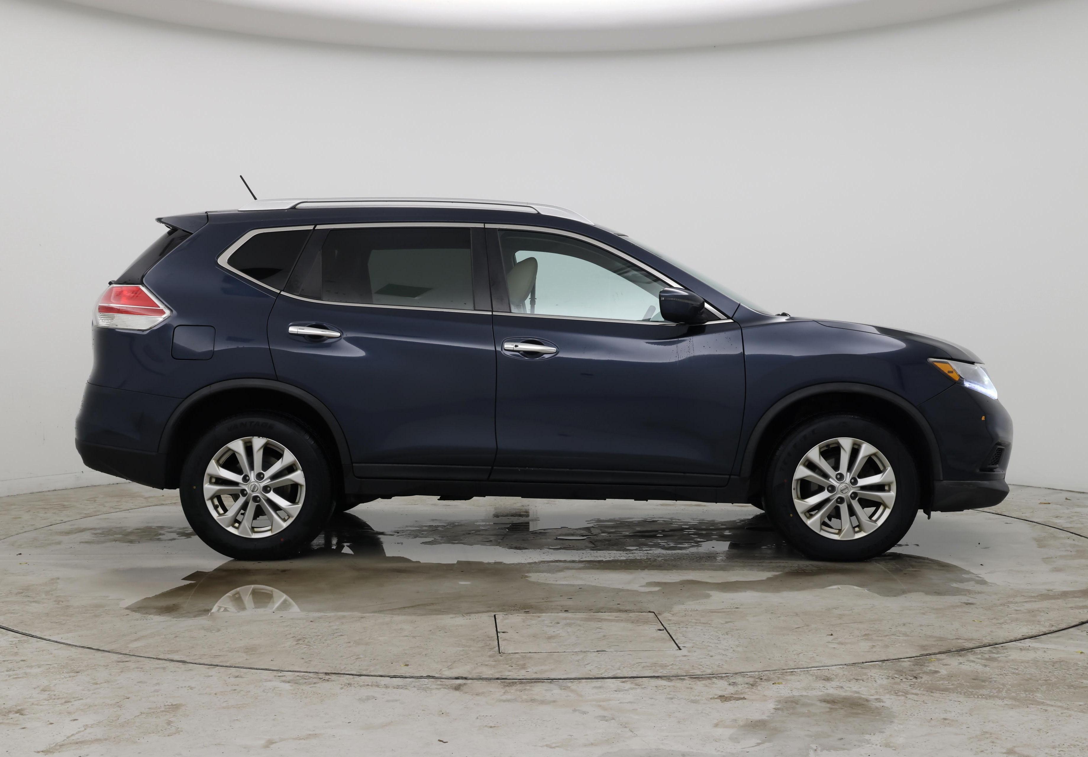 Thumbnail: 2016 Nissan Rogue - 7