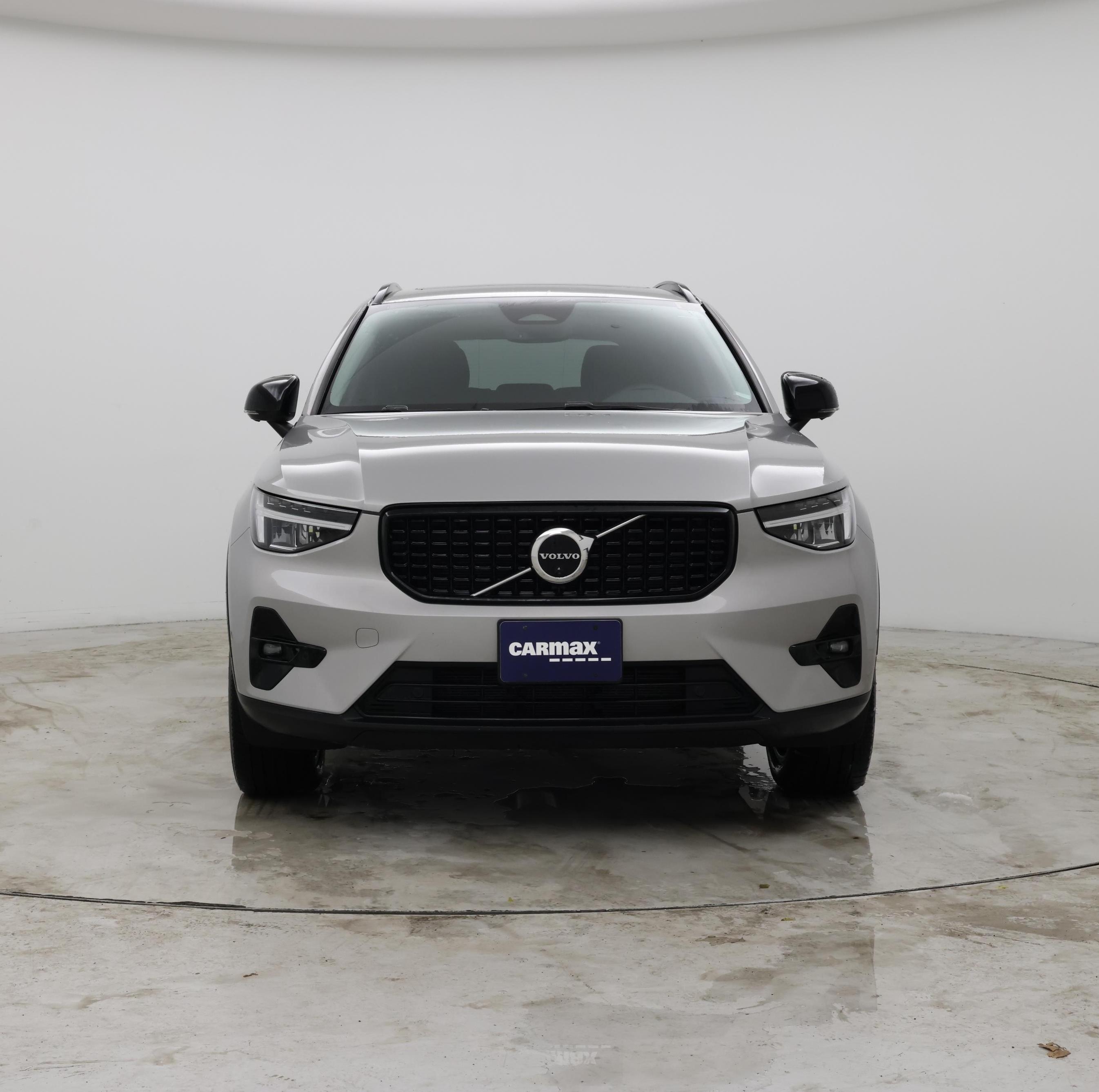 Thumbnail: 2023 Volvo XC40 - 5