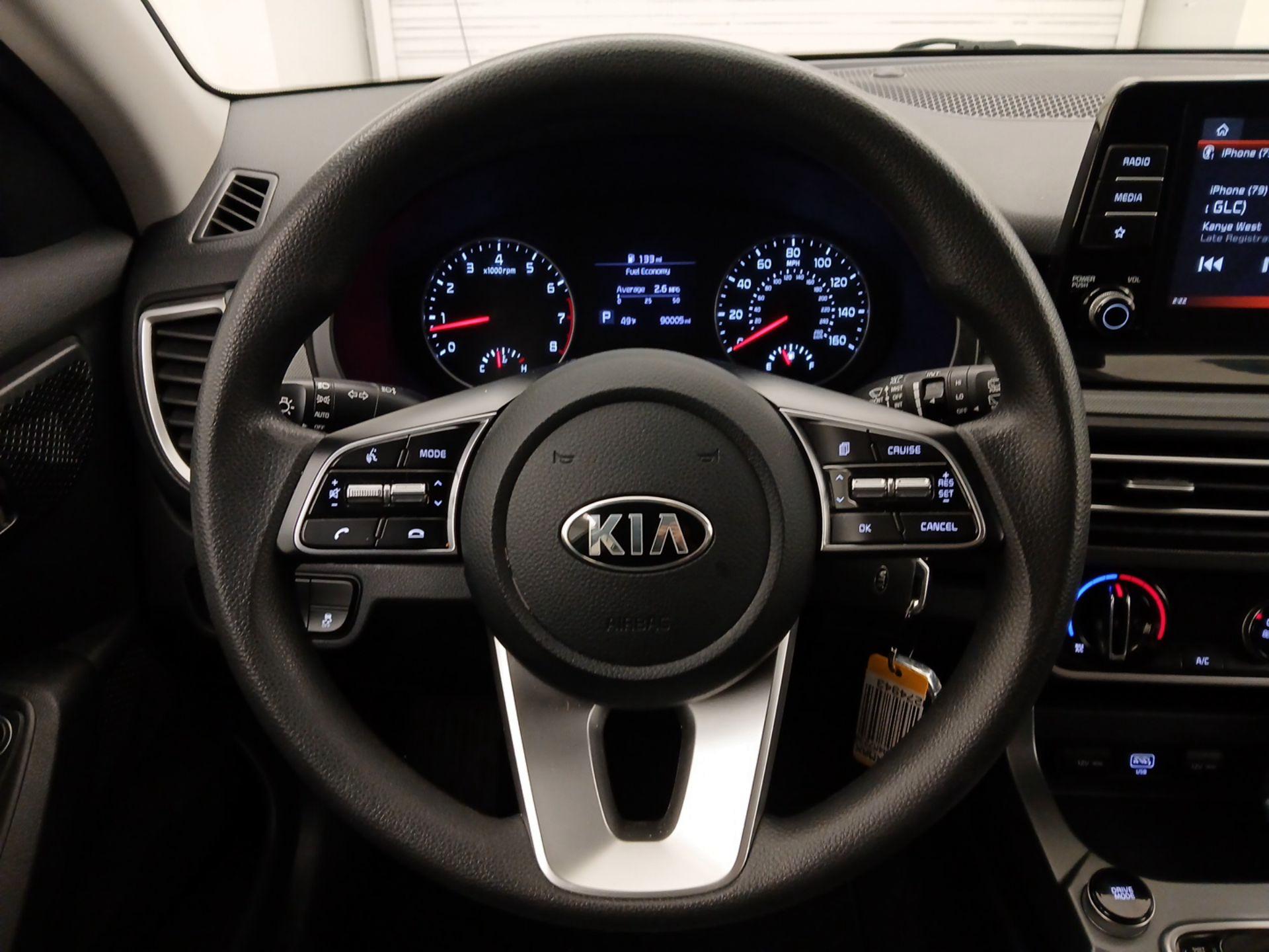 Thumbnail: 2021 Kia Seltos - 10