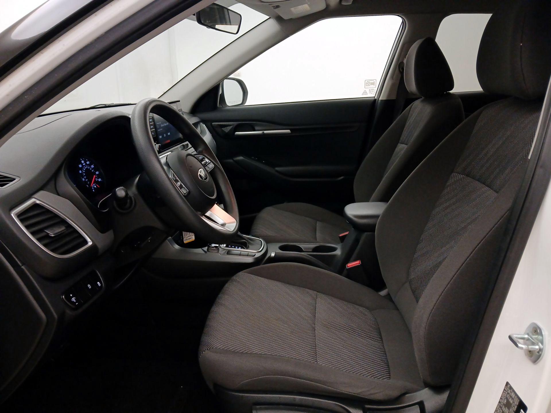 Thumbnail: 2021 Kia Seltos - 11