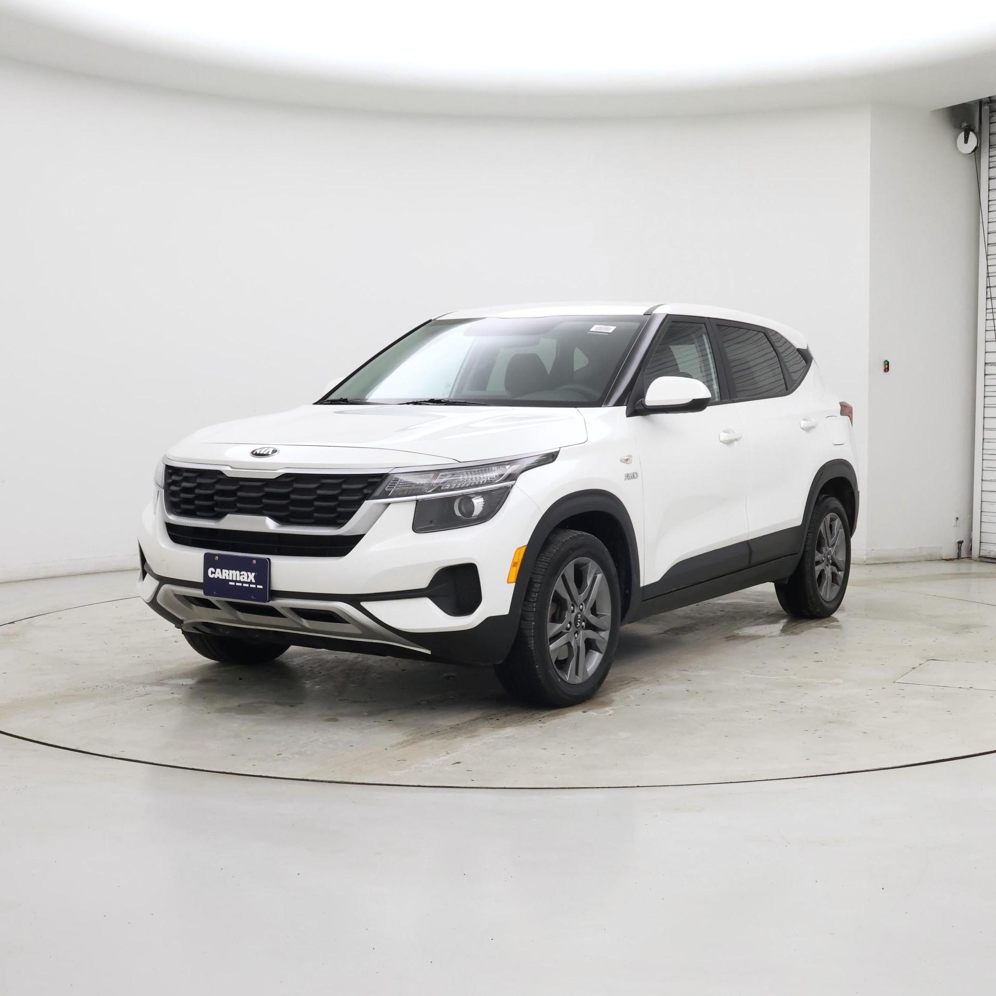 Thumbnail: 2021 Kia Seltos - 4