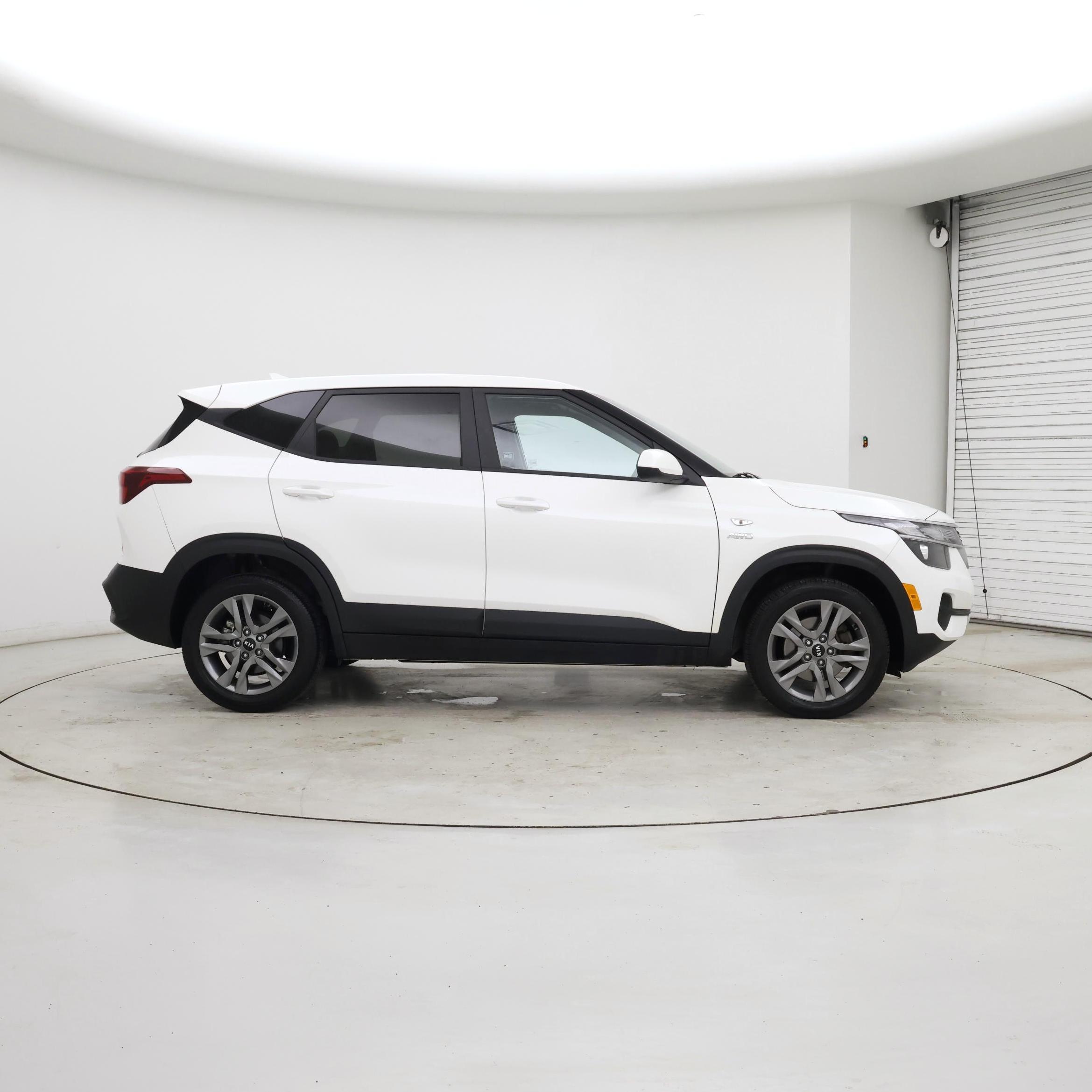 Thumbnail: 2021 Kia Seltos - 7