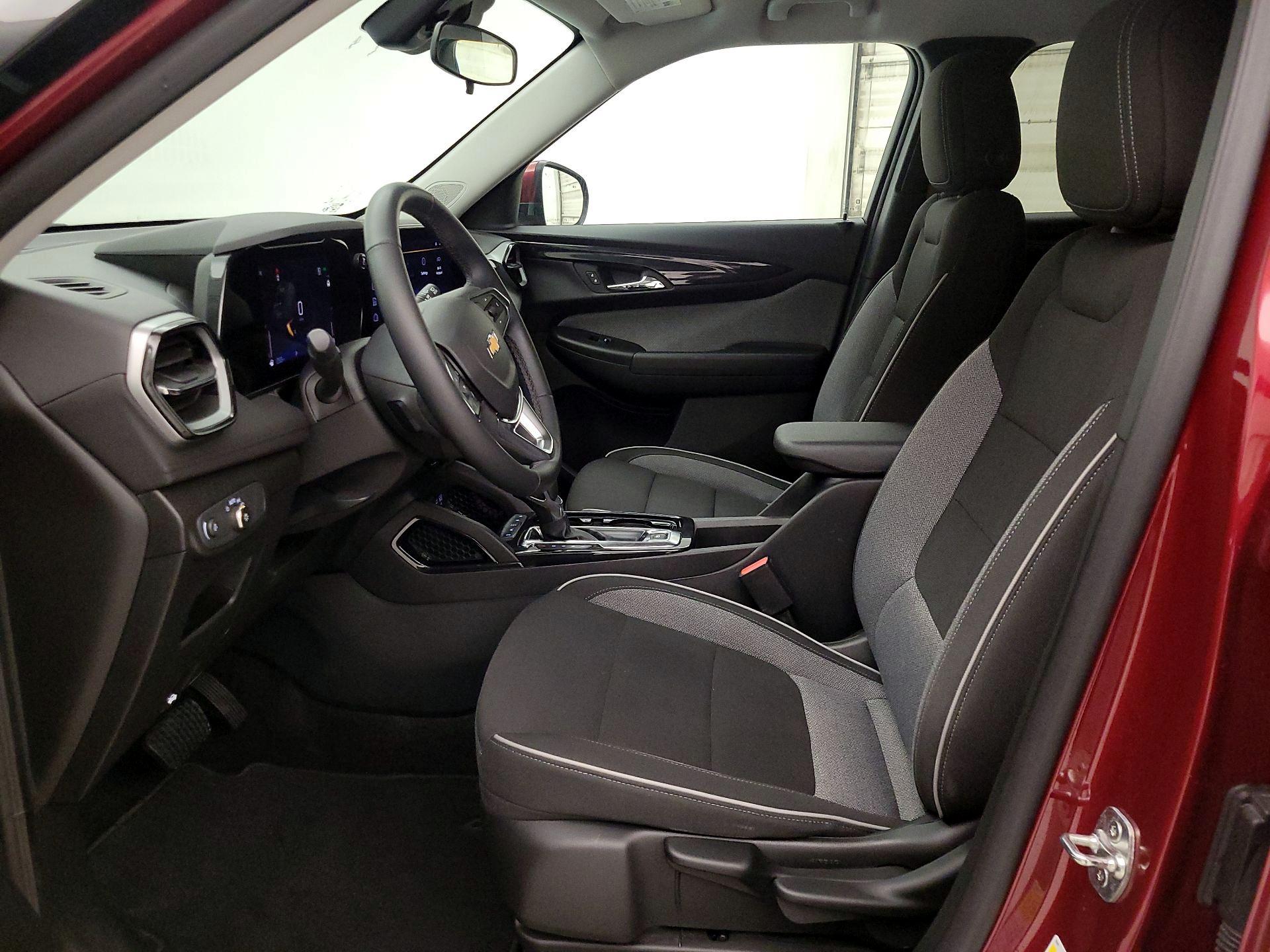 Thumbnail: 2024 Chevrolet TrailBlazer - 11