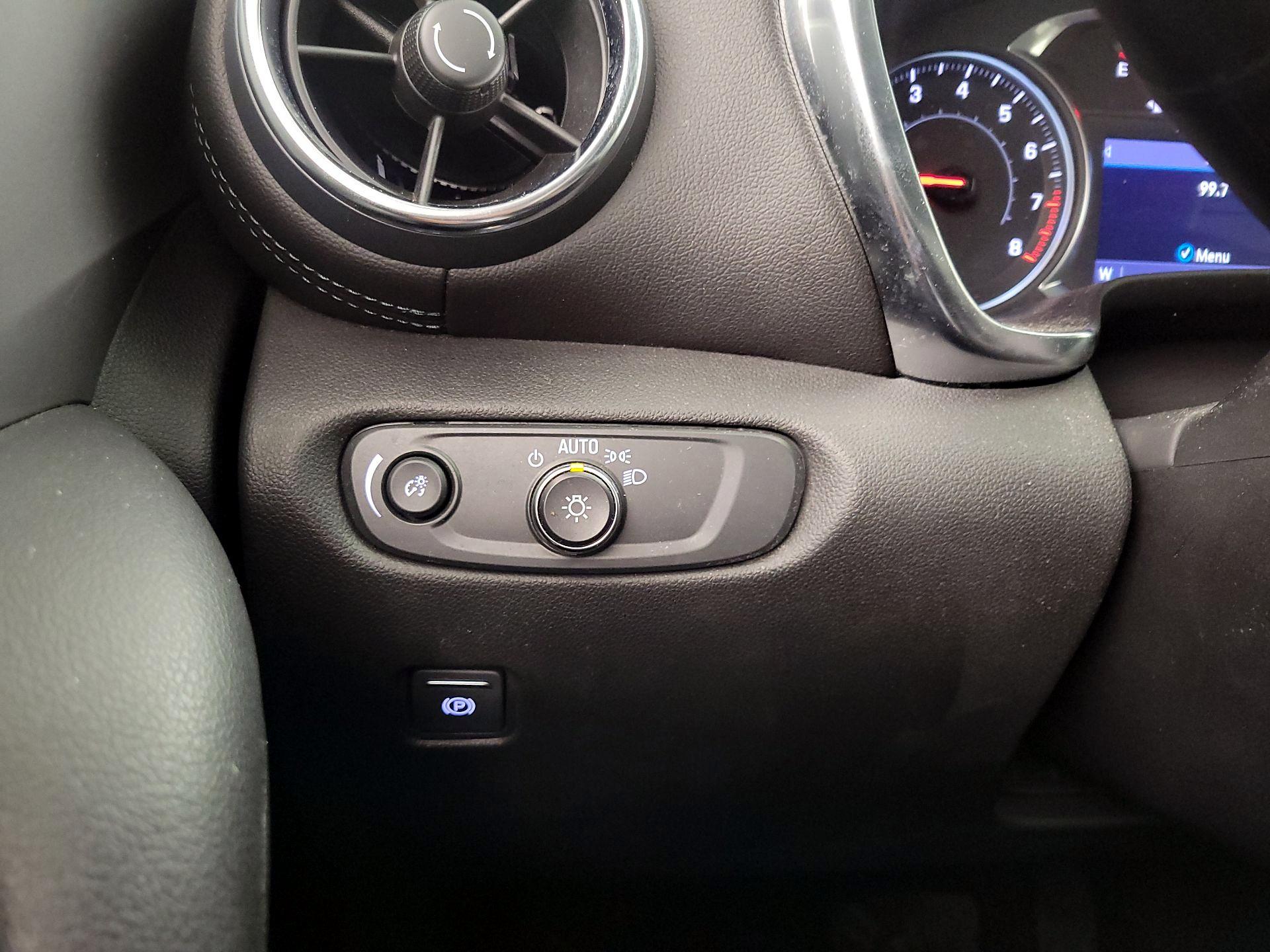 Thumbnail: 2022 Chevrolet Blazer - 13