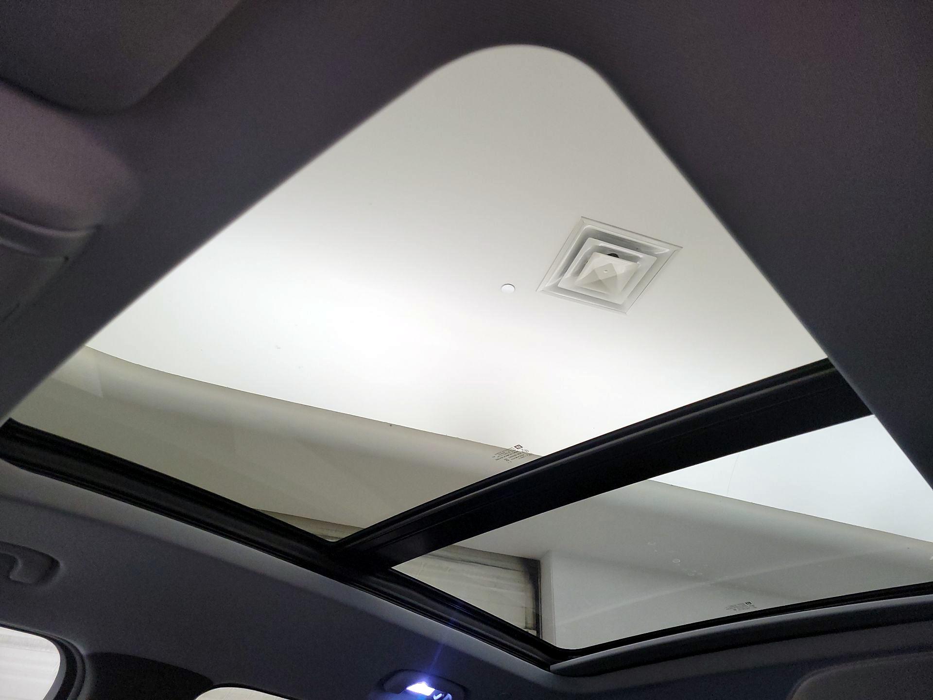 Thumbnail: 2022 Chevrolet Blazer - 19