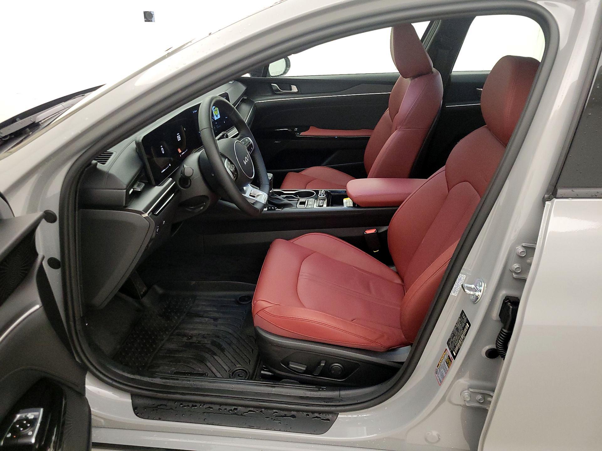 Thumbnail: 2026 Kia K5 - 11