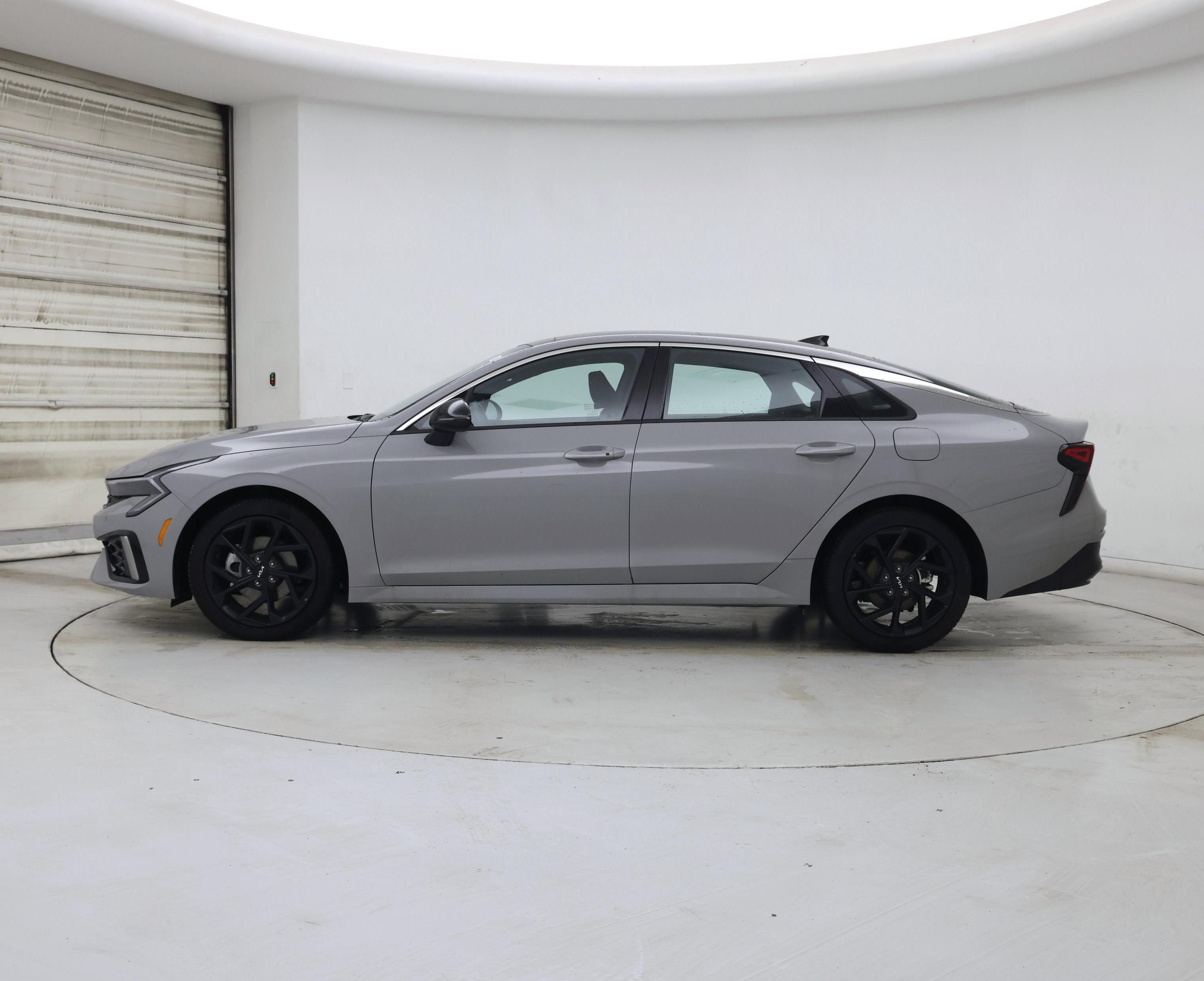 Thumbnail: 2026 Kia K5 - 3