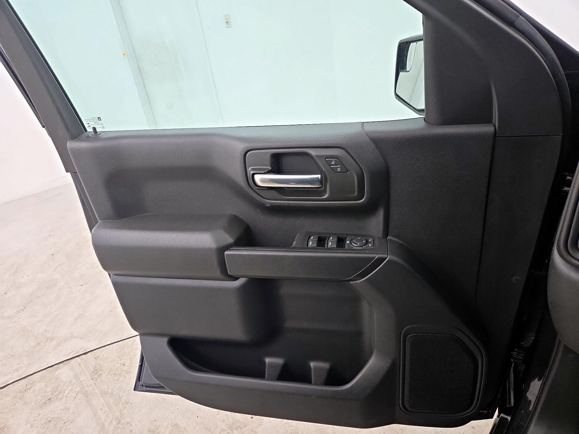 Thumbnail: 2022 Chevrolet Silverado 1500 - 12