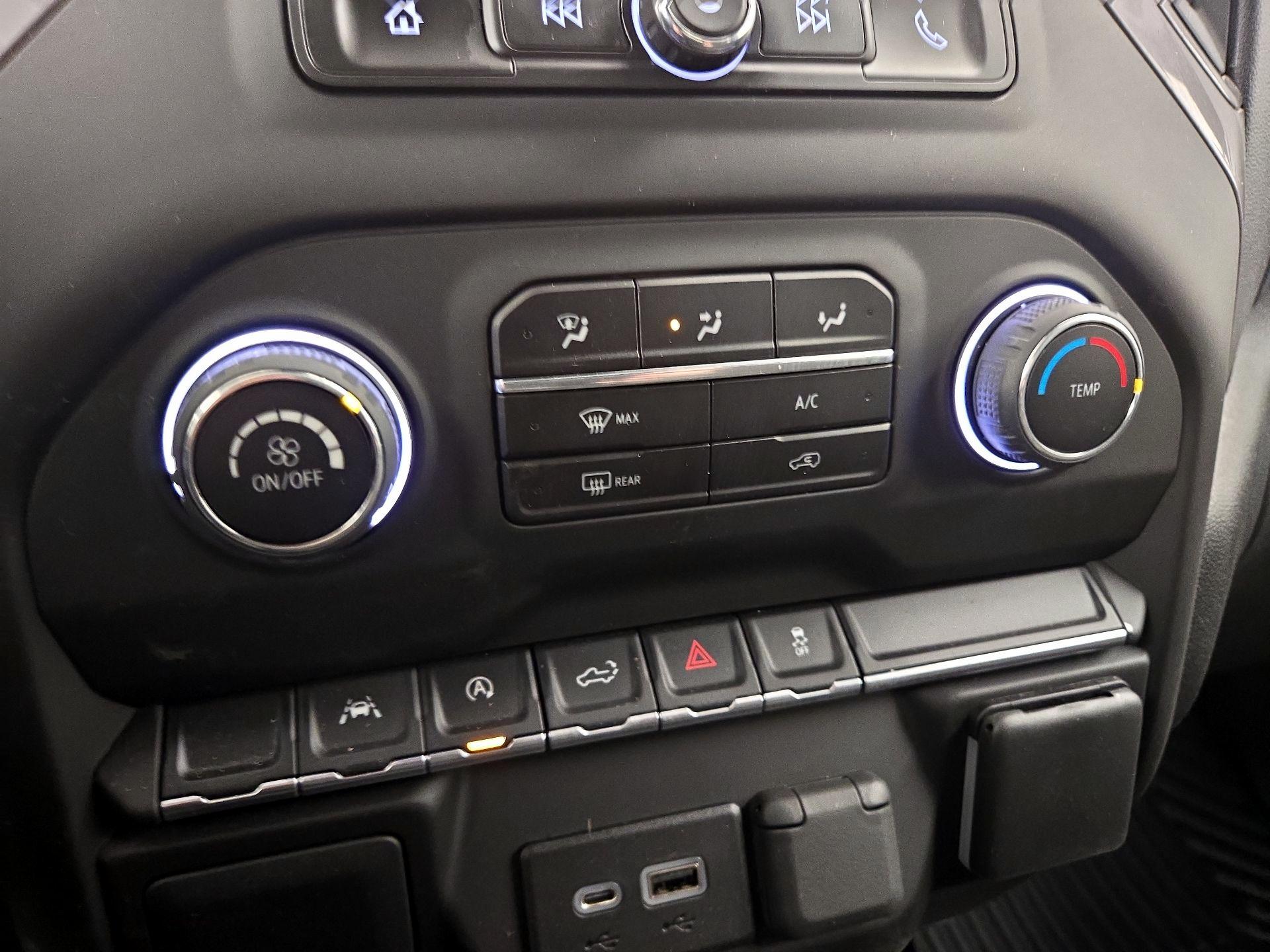 Thumbnail: 2022 Chevrolet Silverado 1500 - 16