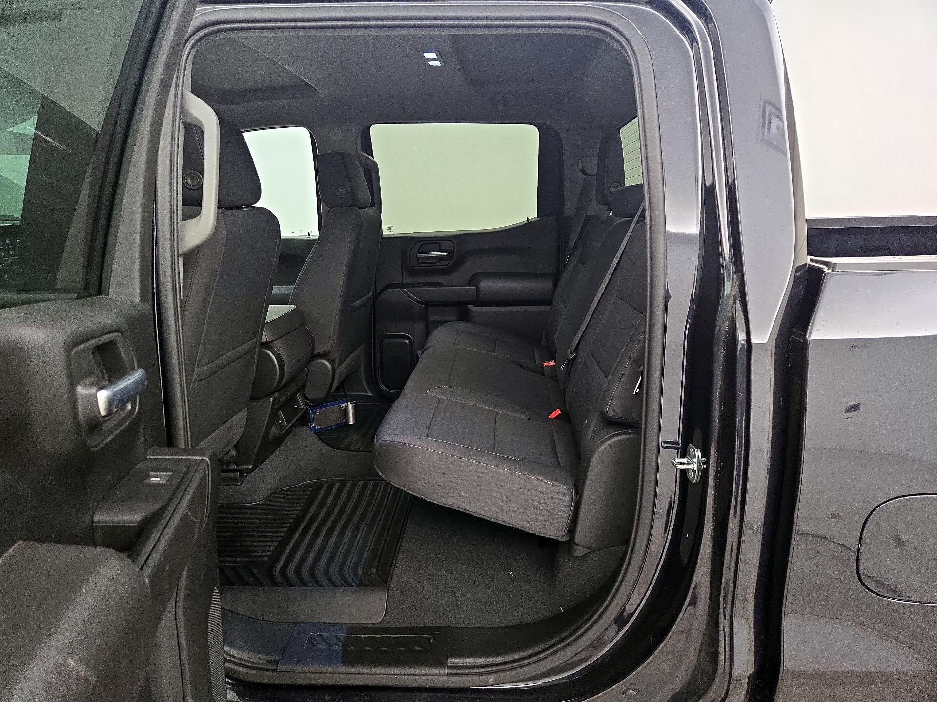 Thumbnail: 2022 Chevrolet Silverado 1500 - 19