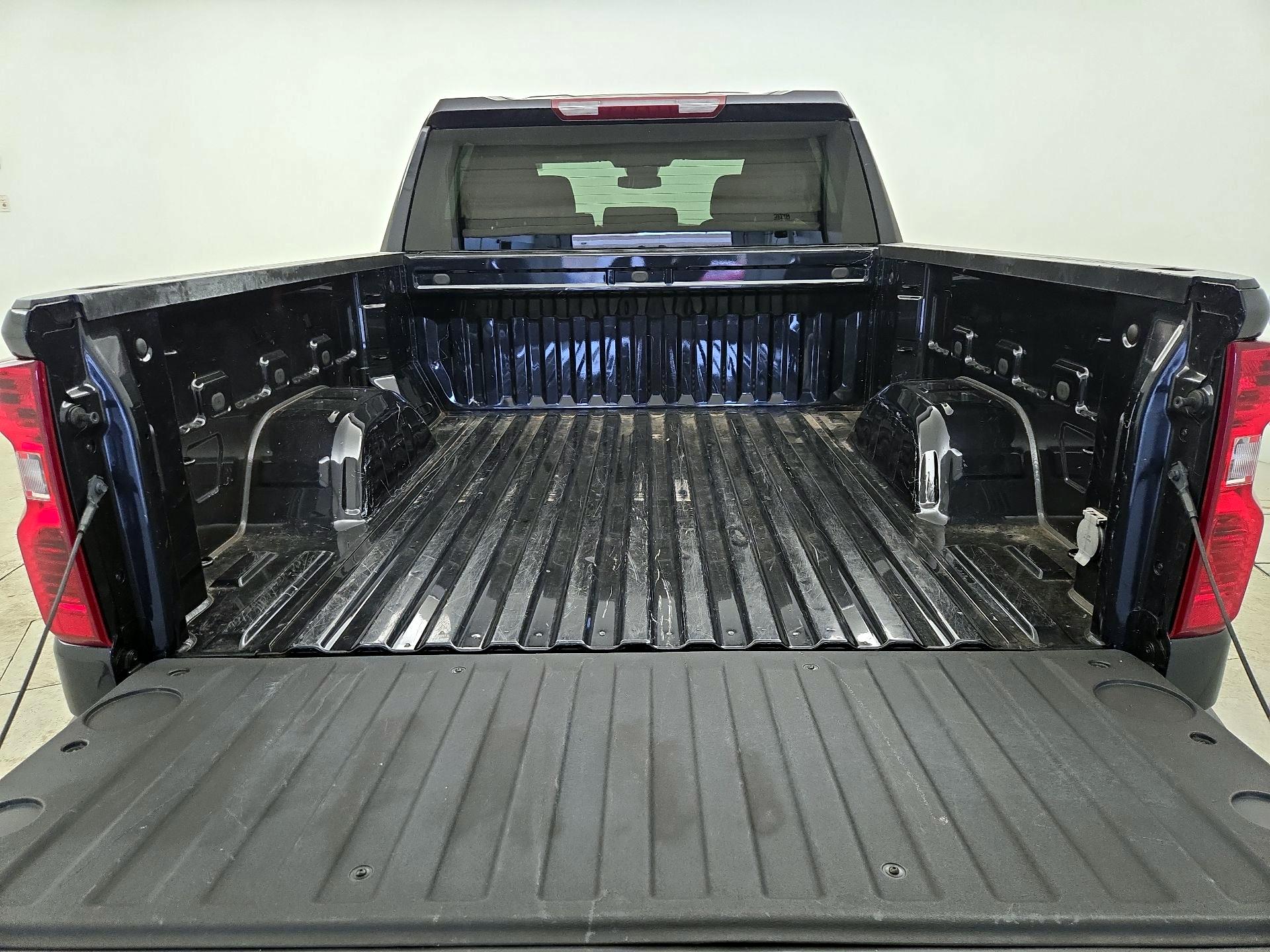 Thumbnail: 2022 Chevrolet Silverado 1500 - 20