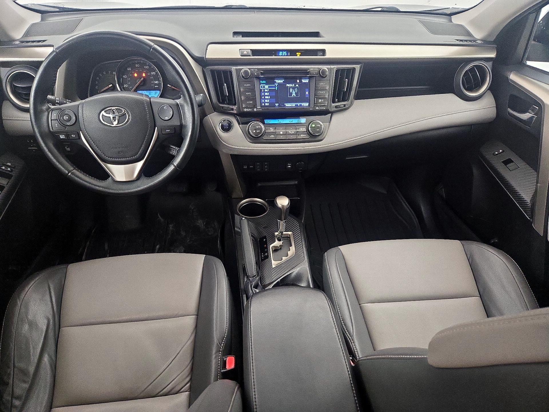 Thumbnail: 2015 Toyota RAV4 - 9