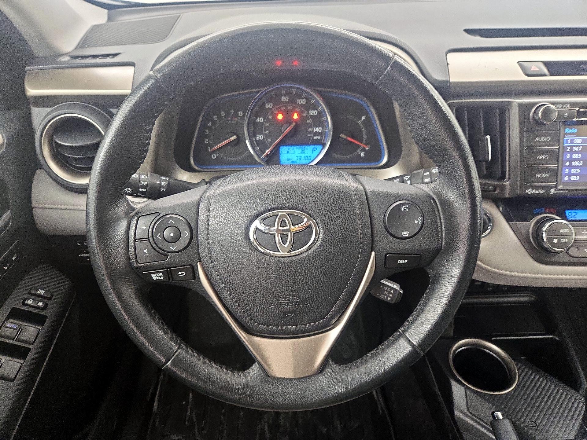 Thumbnail: 2015 Toyota RAV4 - 10