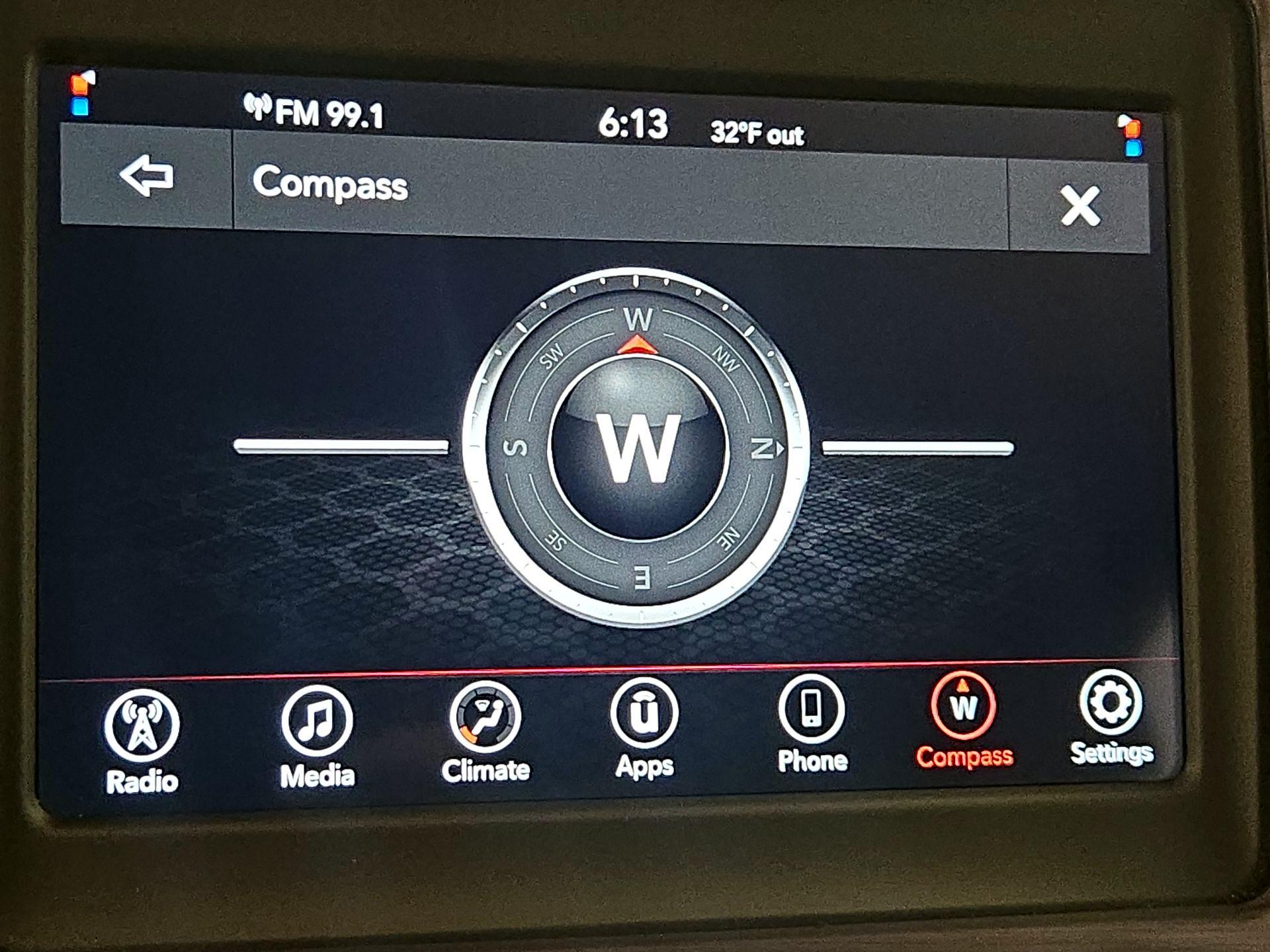 Thumbnail: 2018 Dodge Charger - 14