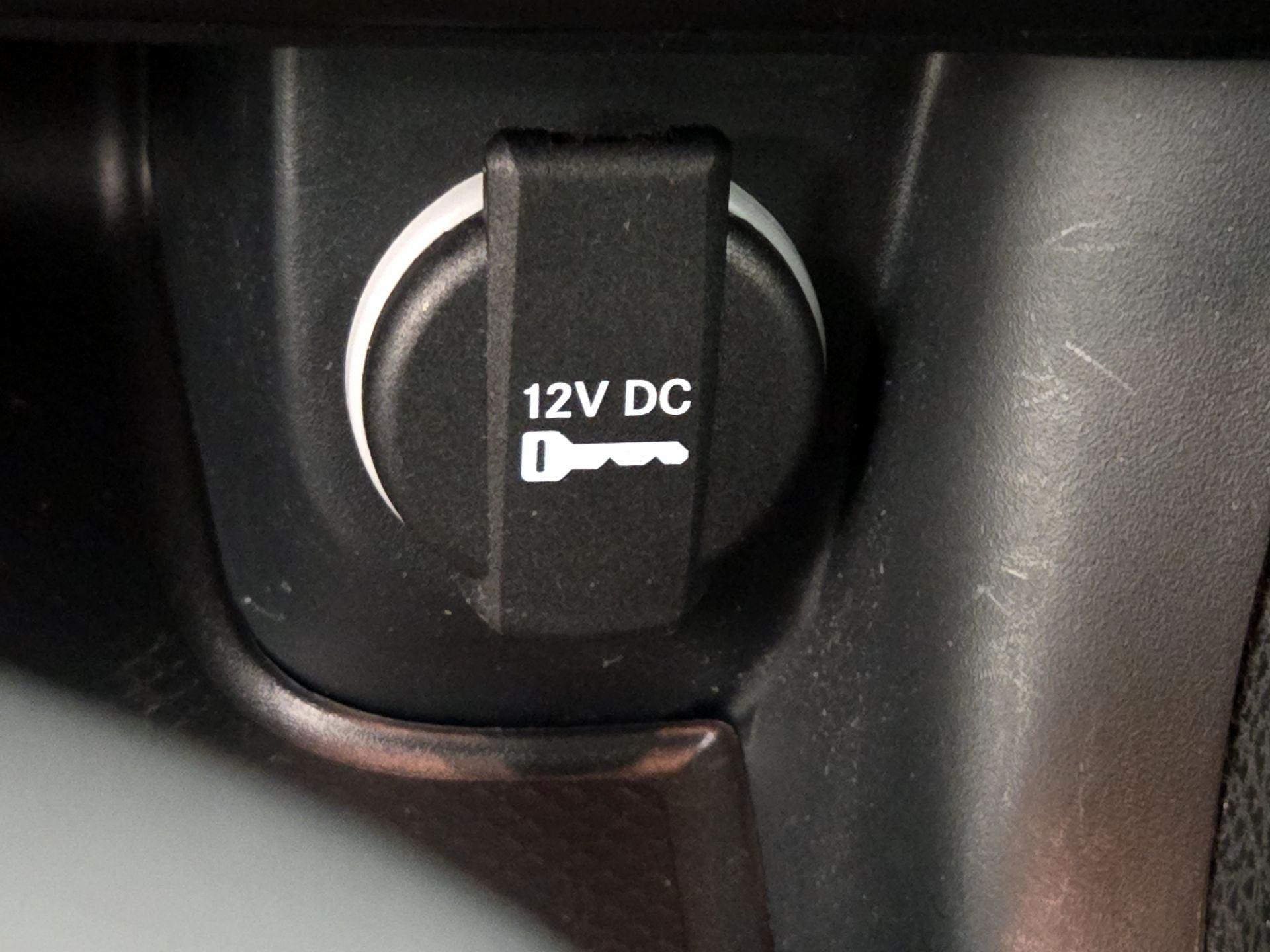 Thumbnail: 2018 Dodge Charger - 19