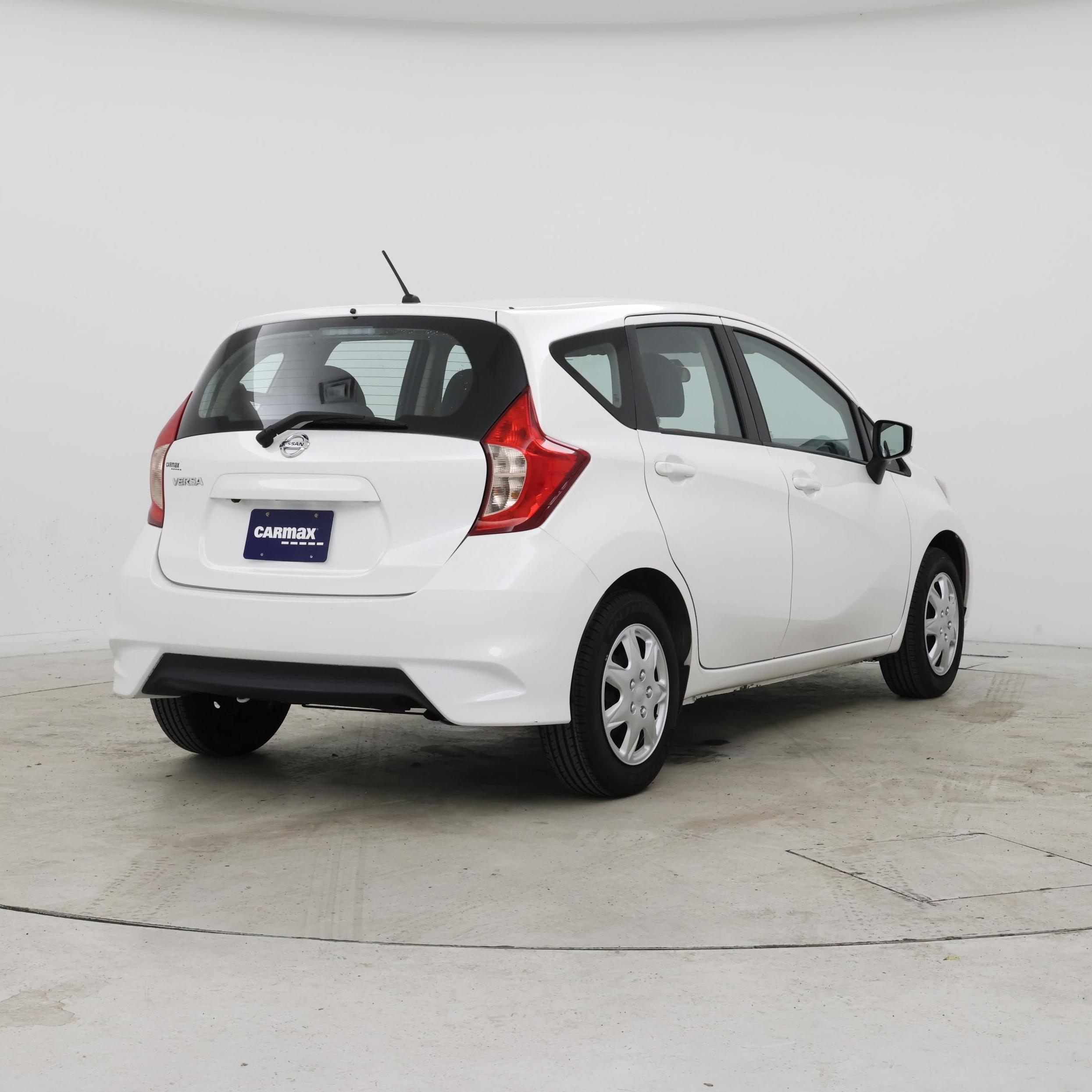 Thumbnail: 2019 Nissan Versa Note - 8