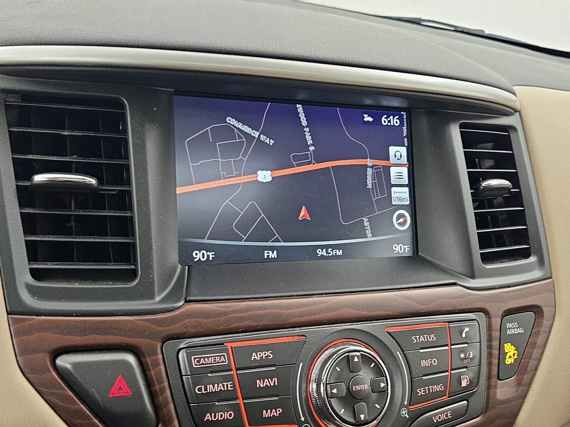 Thumbnail: 2020 Nissan Pathfinder - 14