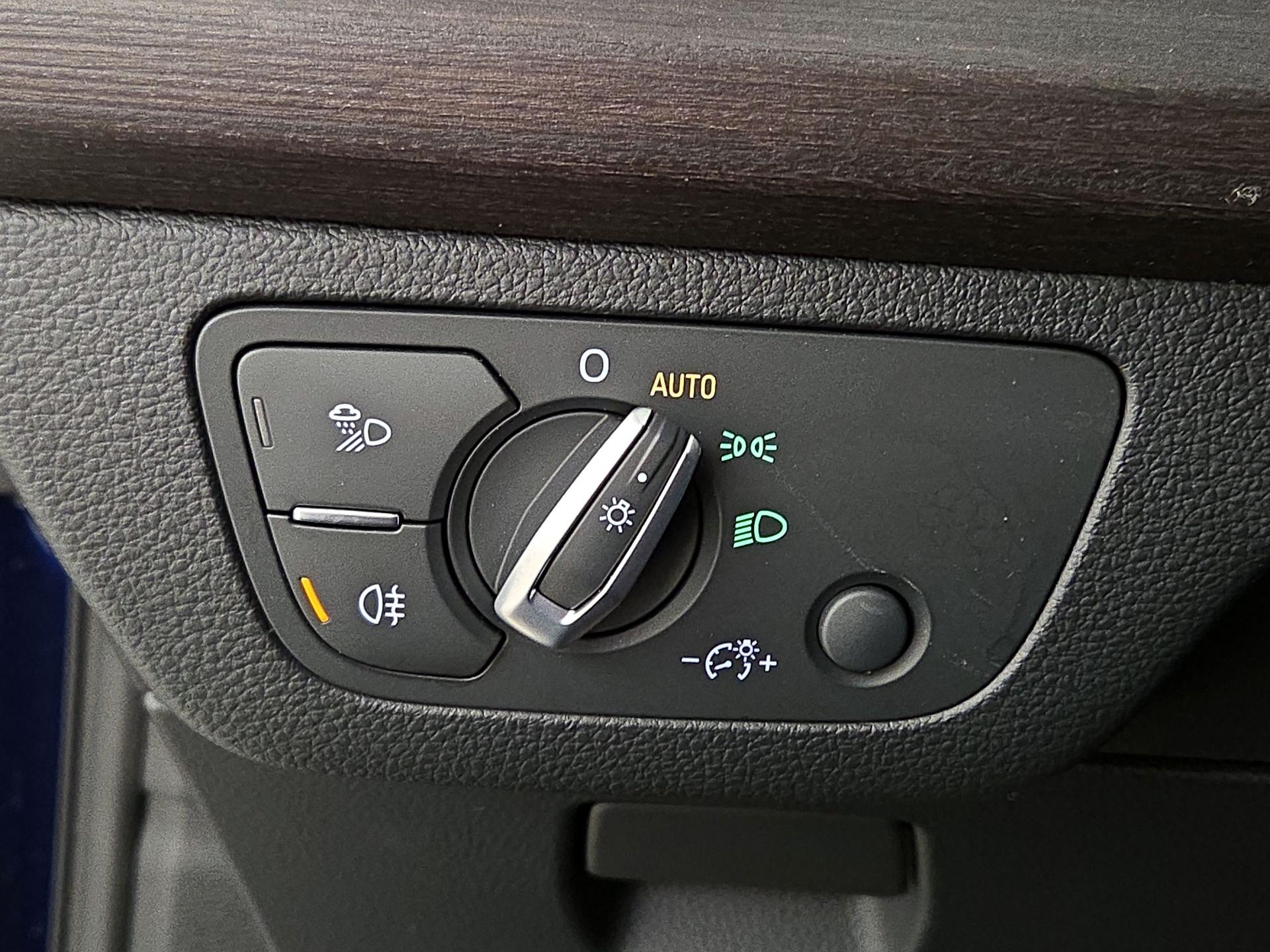 Thumbnail: 2022 Audi Q5 - 13