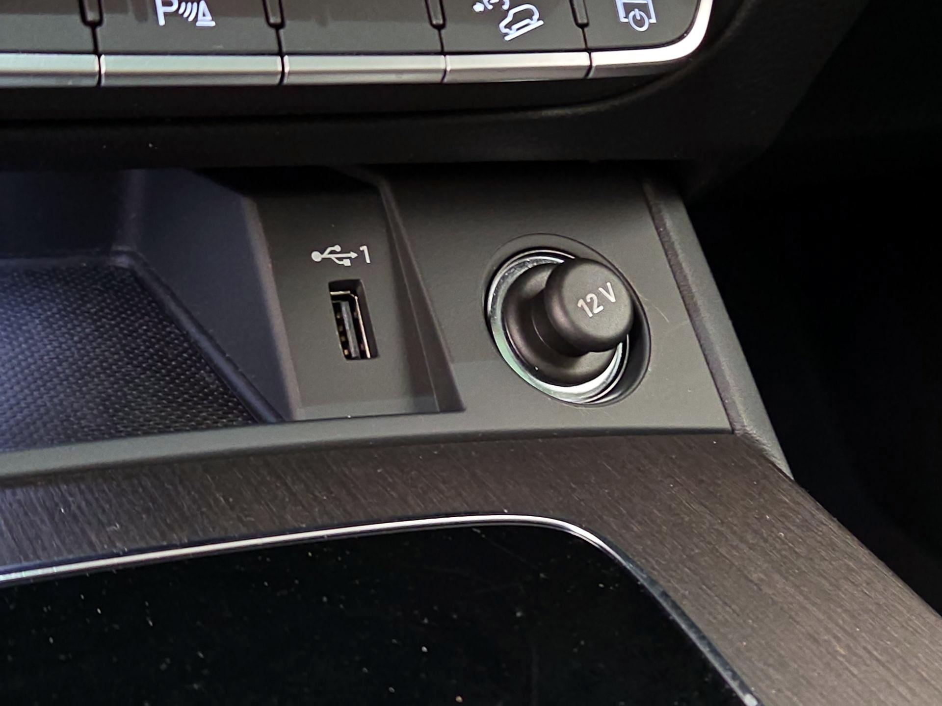 Thumbnail: 2022 Audi Q5 - 18