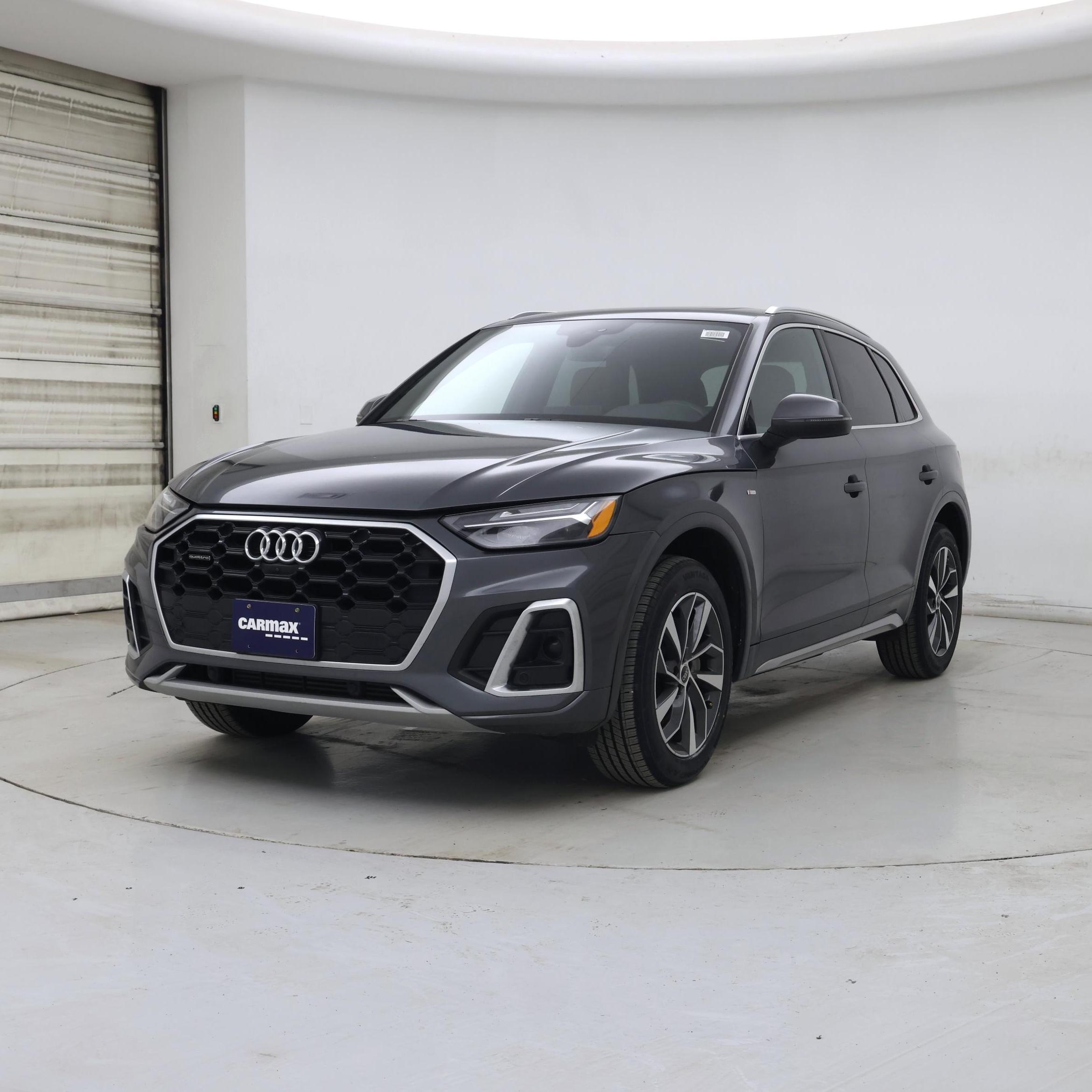 Thumbnail: 2022 Audi Q5 - 4