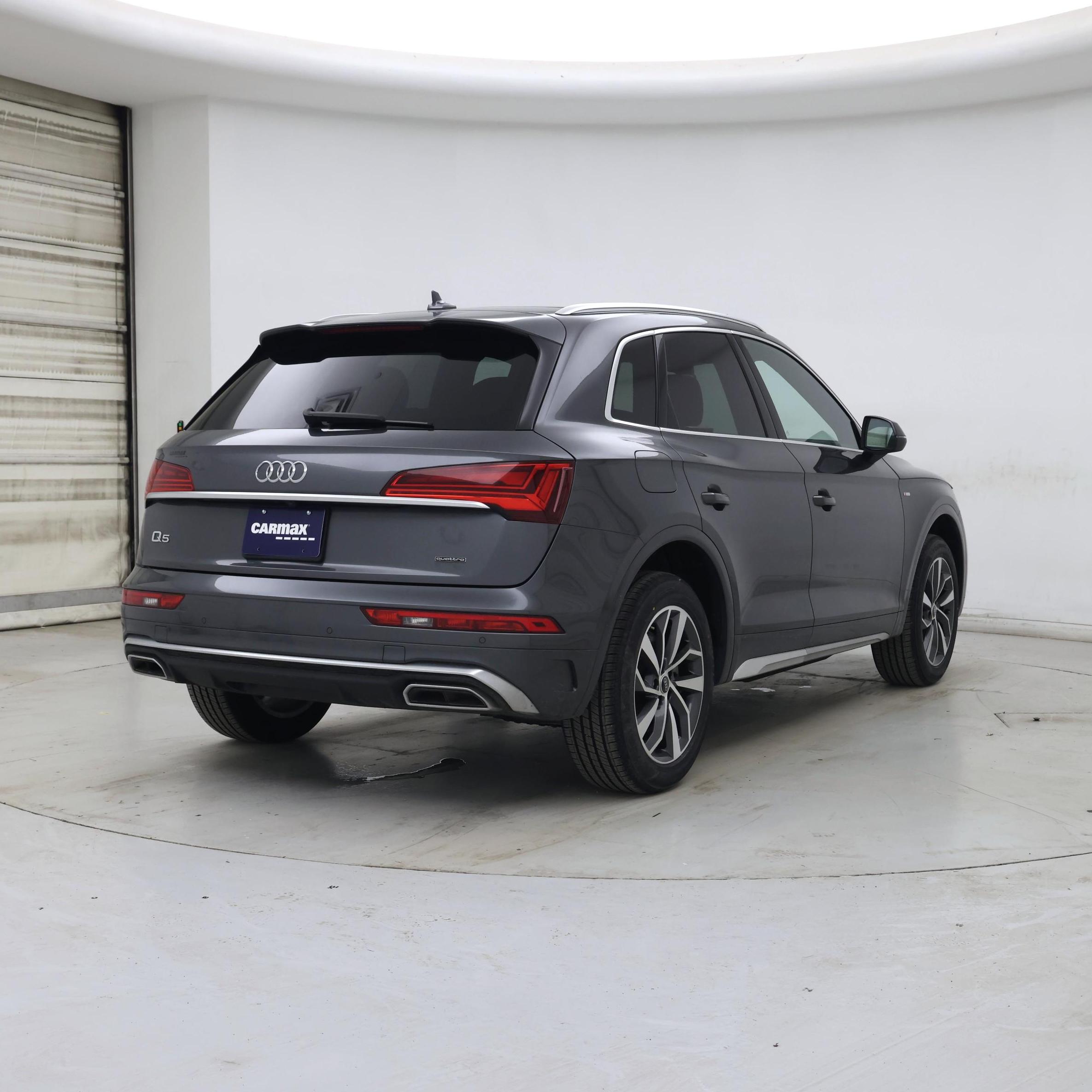 Thumbnail: 2022 Audi Q5 - 8