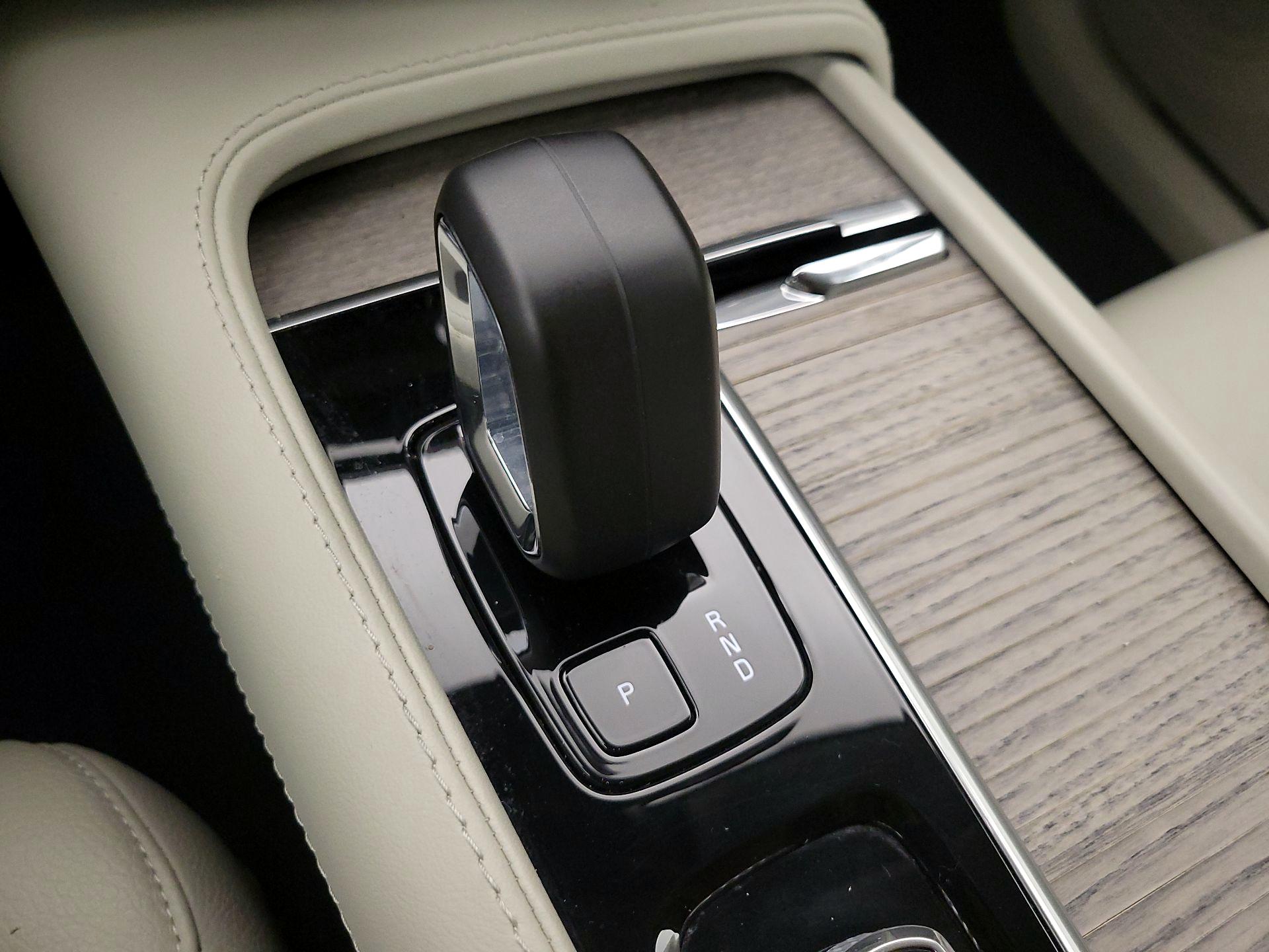 Thumbnail: 2024 Volvo XC90 - 18