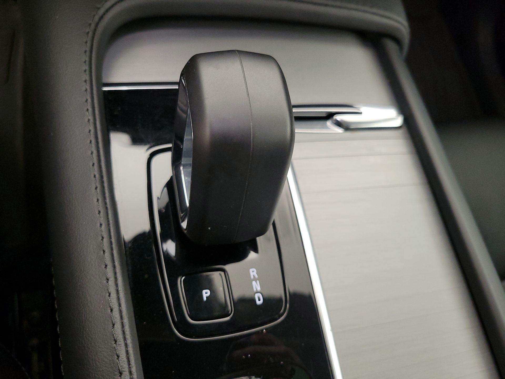 Thumbnail: 2024 Volvo XC90 - 17