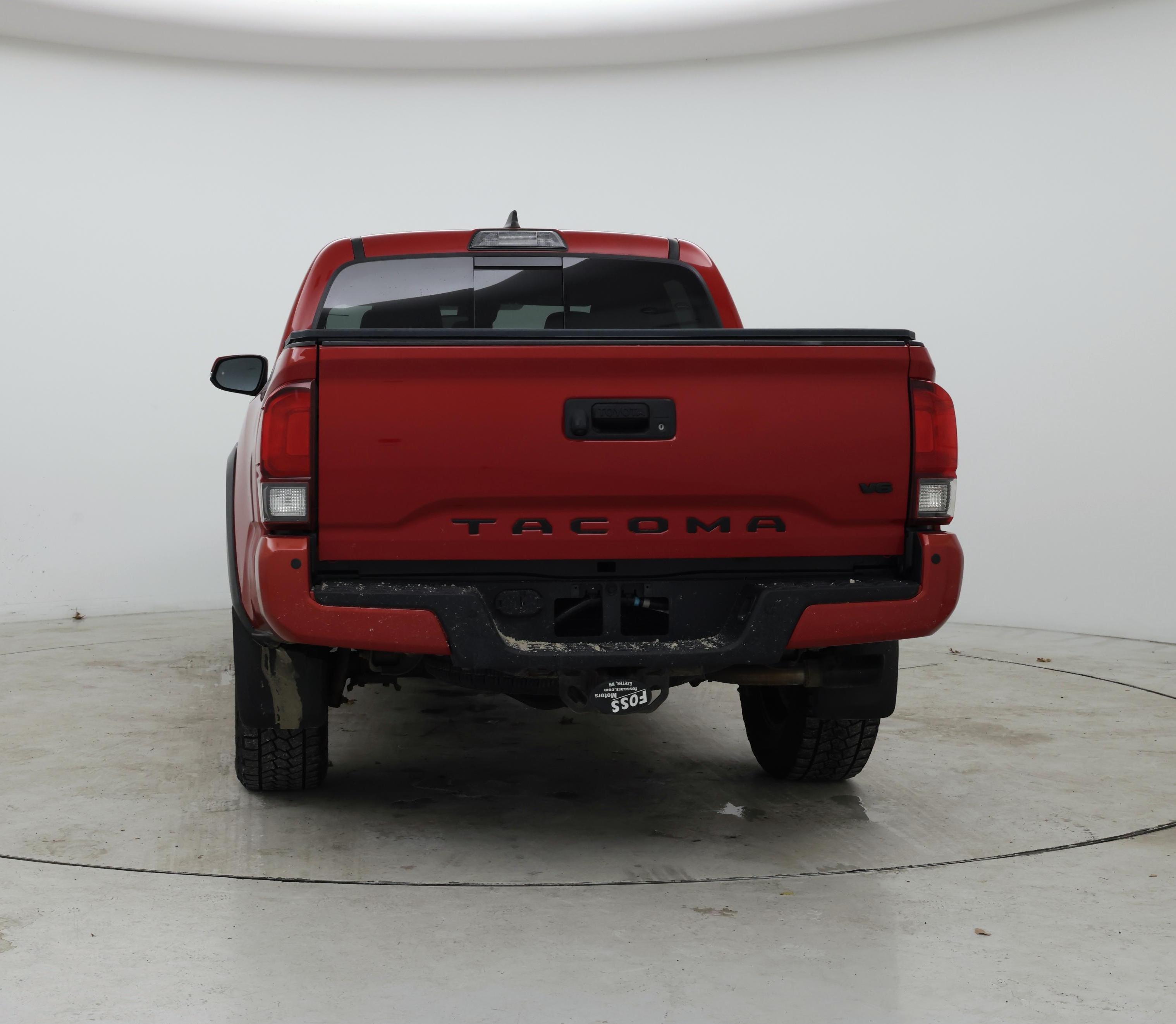 Thumbnail: 2019 Toyota Tacoma - 6