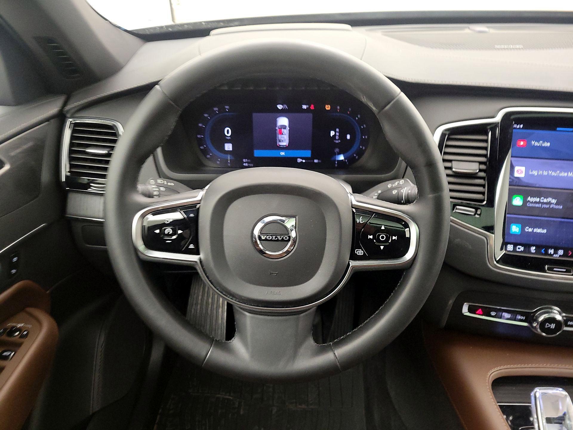 Thumbnail: 2023 Volvo XC90 - 10