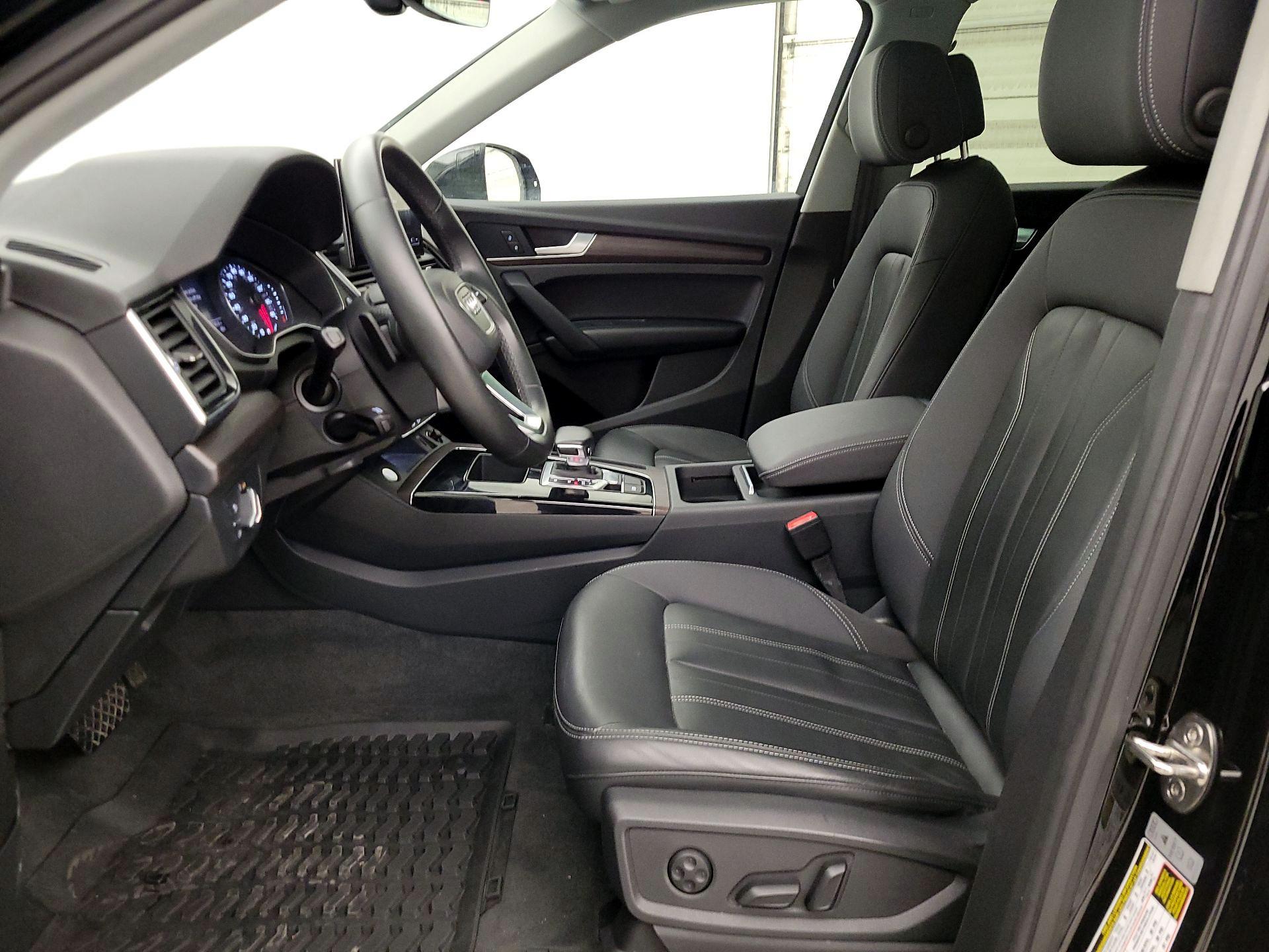 Thumbnail: 2022 Audi Q5 - 11