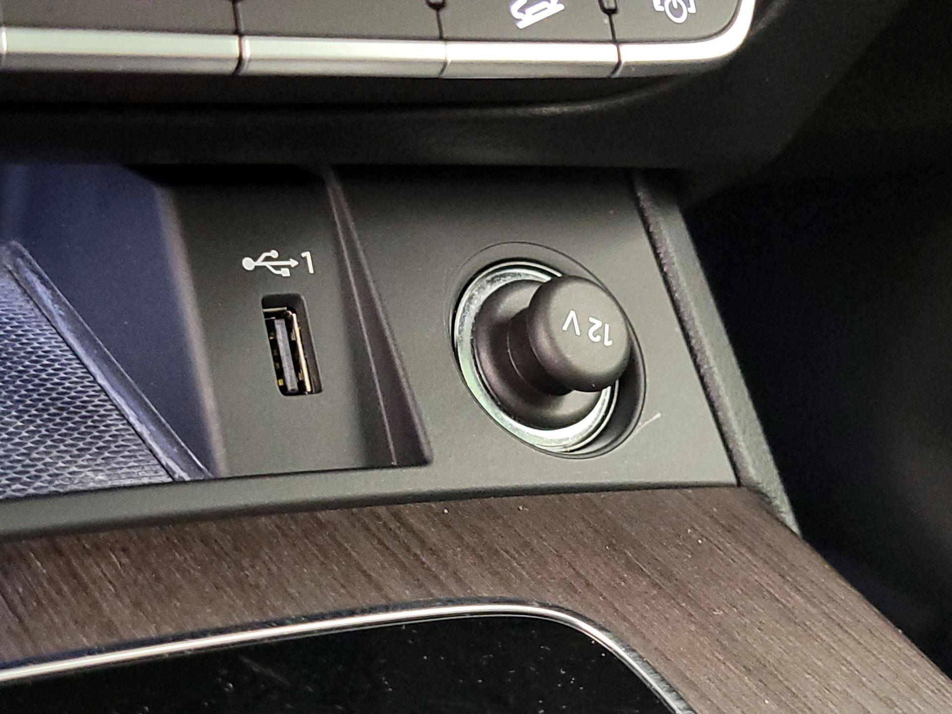 Thumbnail: 2022 Audi Q5 - 18