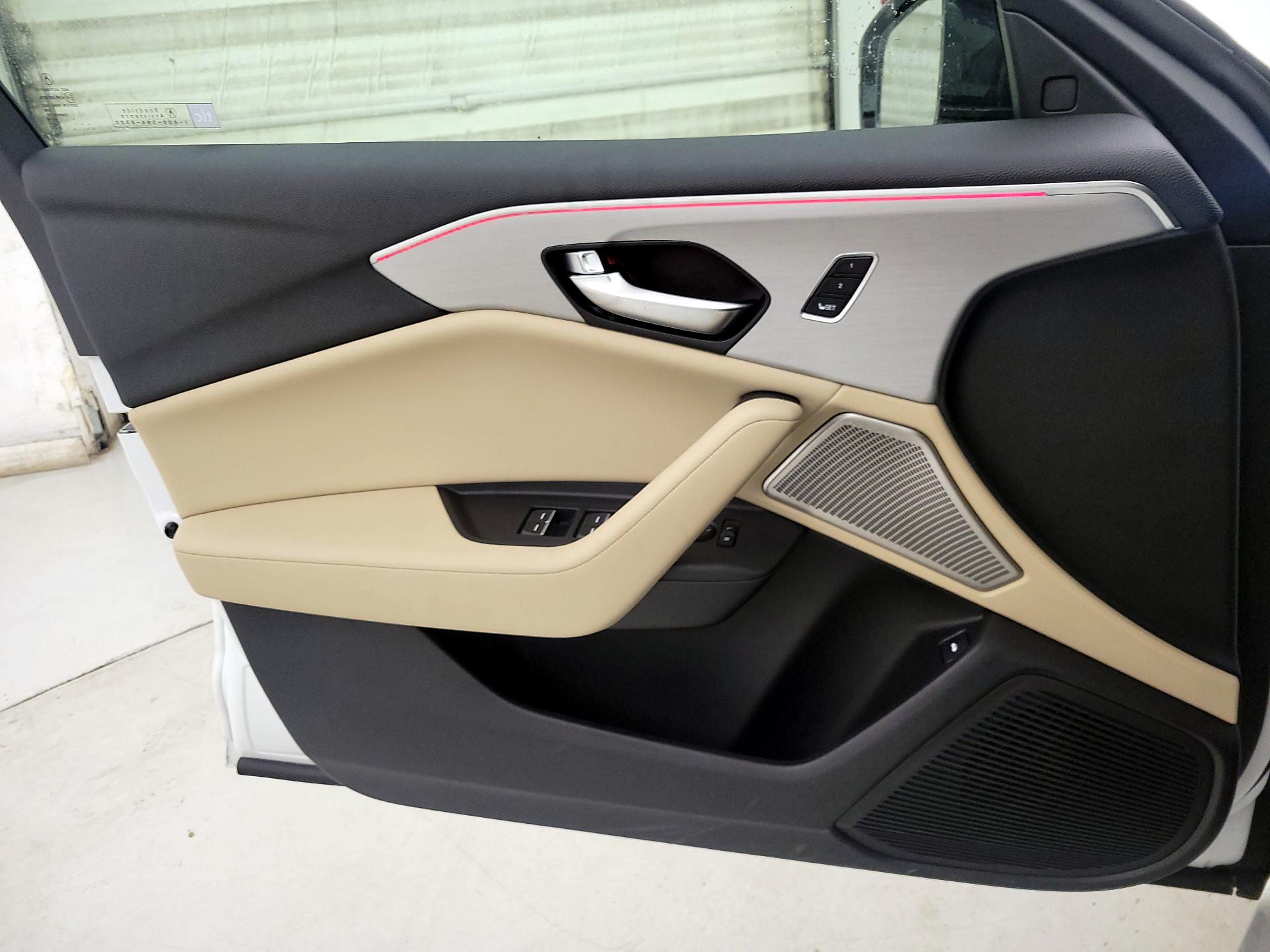 Thumbnail: 2025 Acura TLX - 12