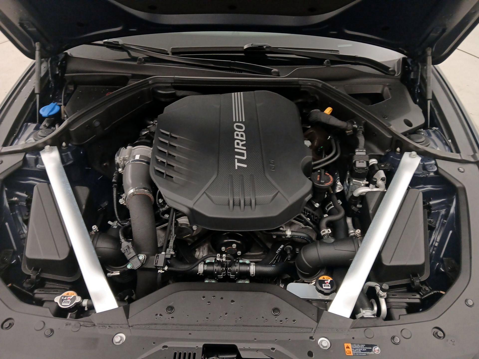 Thumbnail: 2022 Genesis G70 - 20