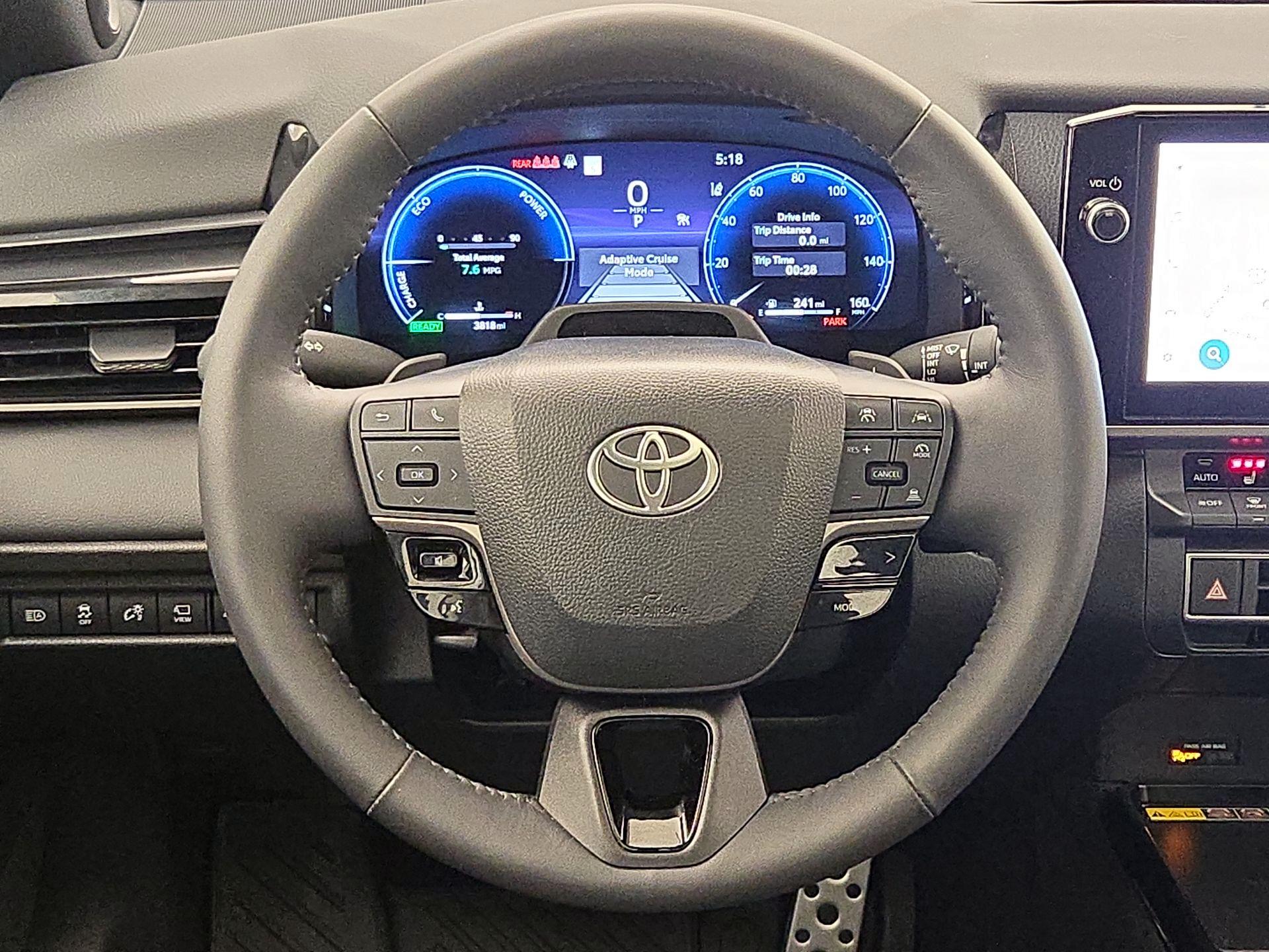 Thumbnail: 2025 Toyota Camry - 10