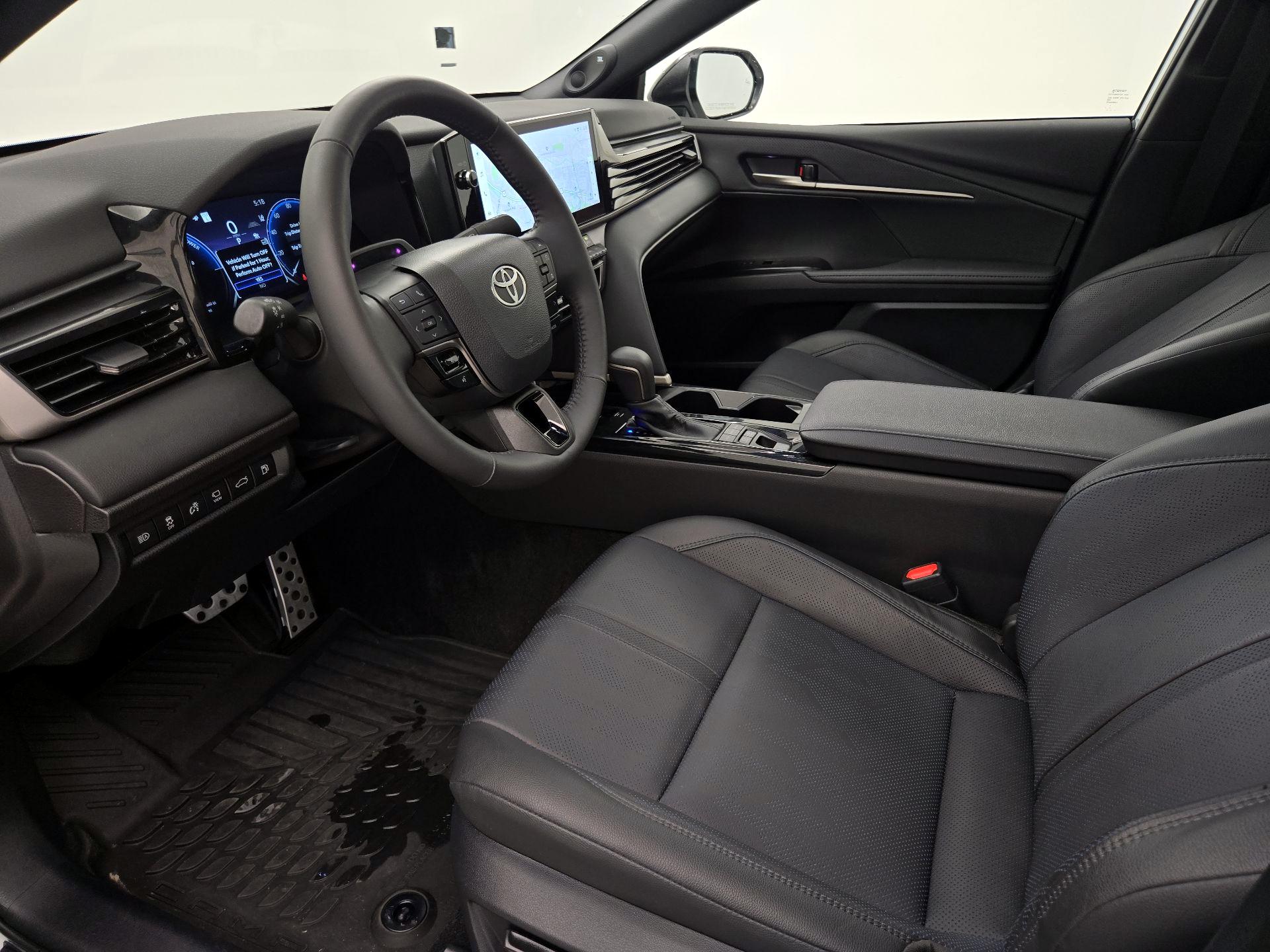 Thumbnail: 2025 Toyota Camry - 11