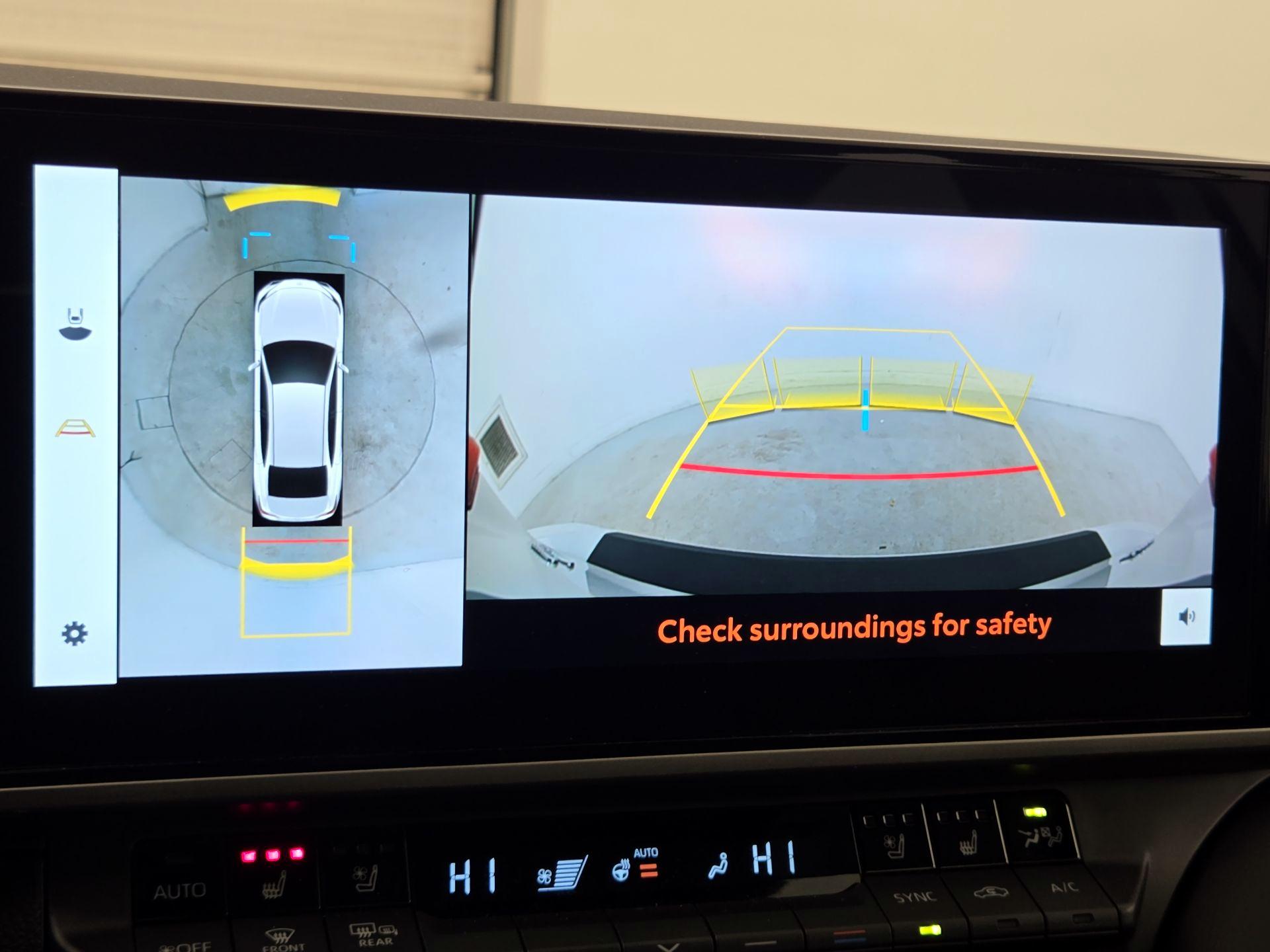 Thumbnail: 2025 Toyota Camry - 15