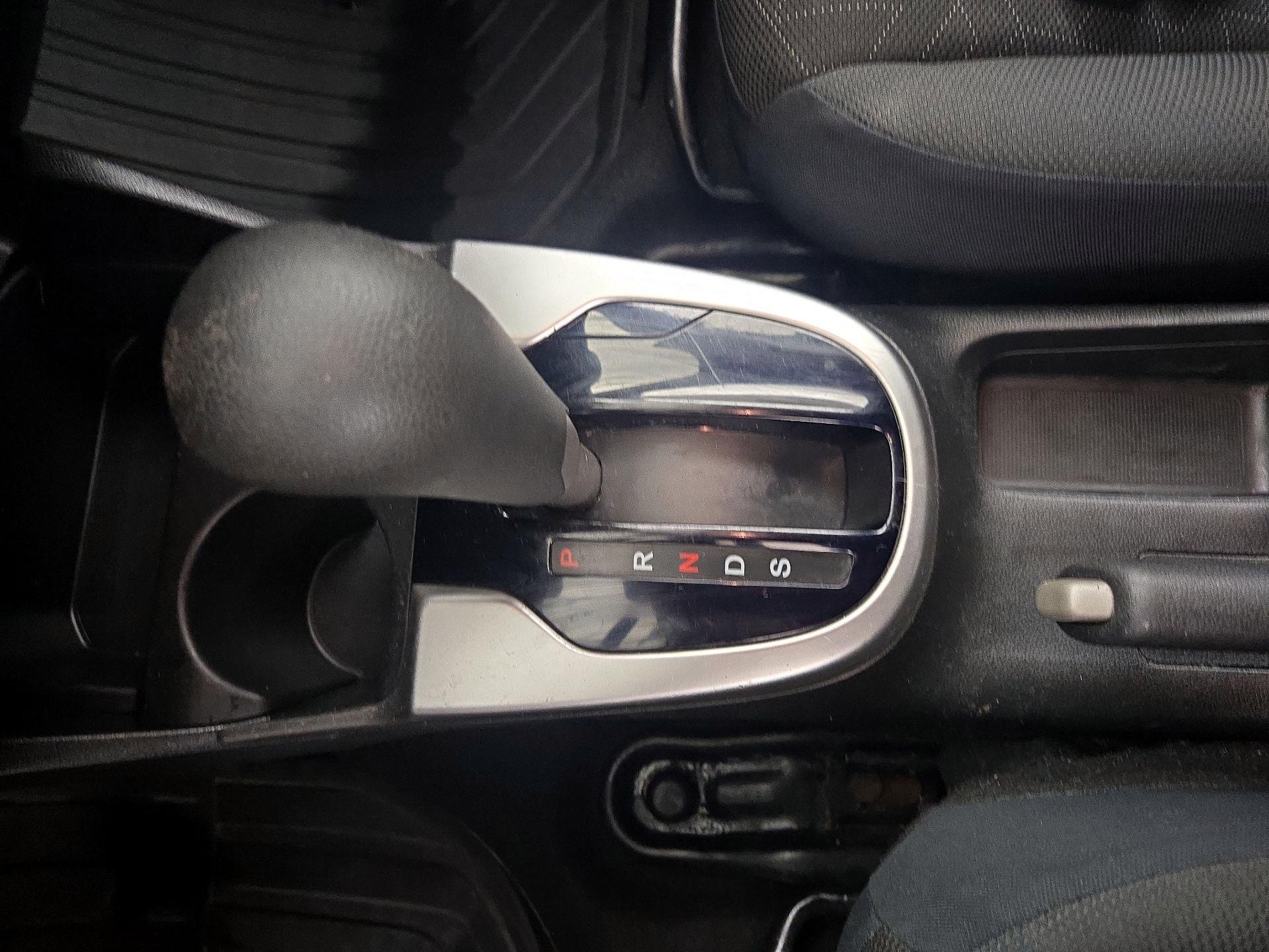 Thumbnail: 2016 Honda Fit - 17