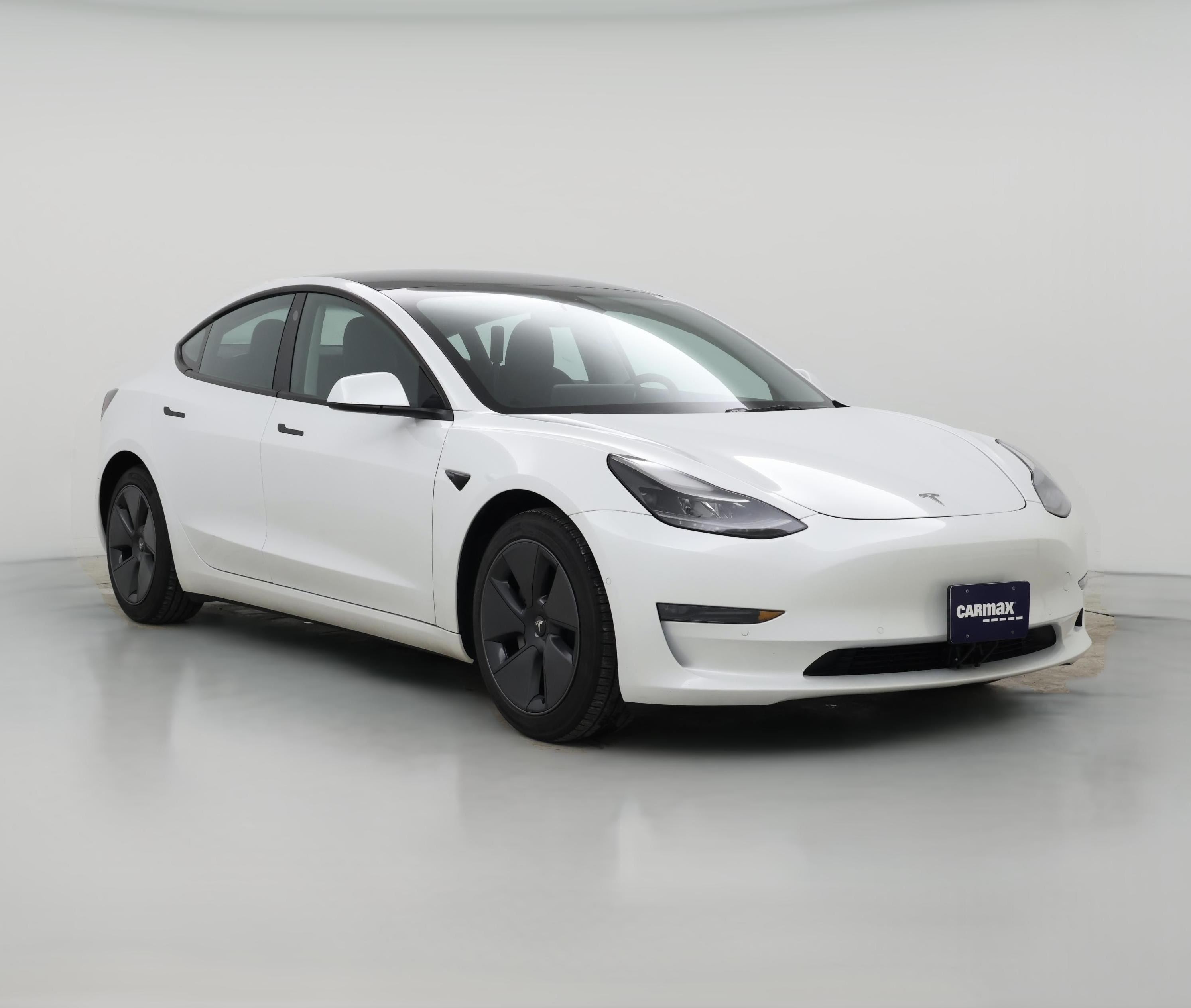 Thumbnail: 2022 Tesla Model 3 - 1