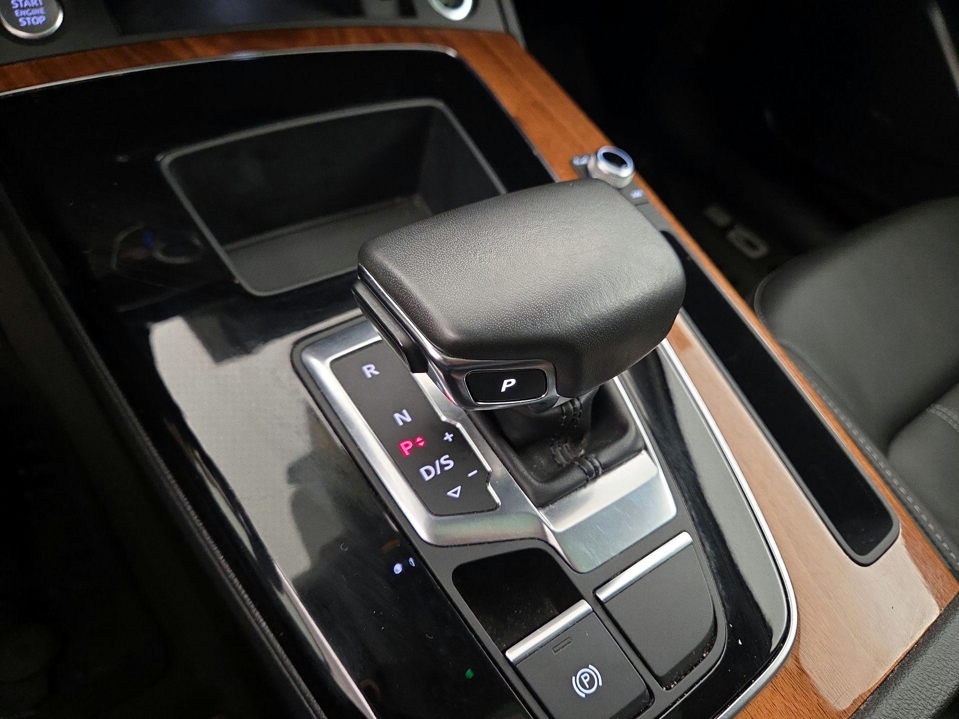 Thumbnail: 2023 Audi Q5 - 17