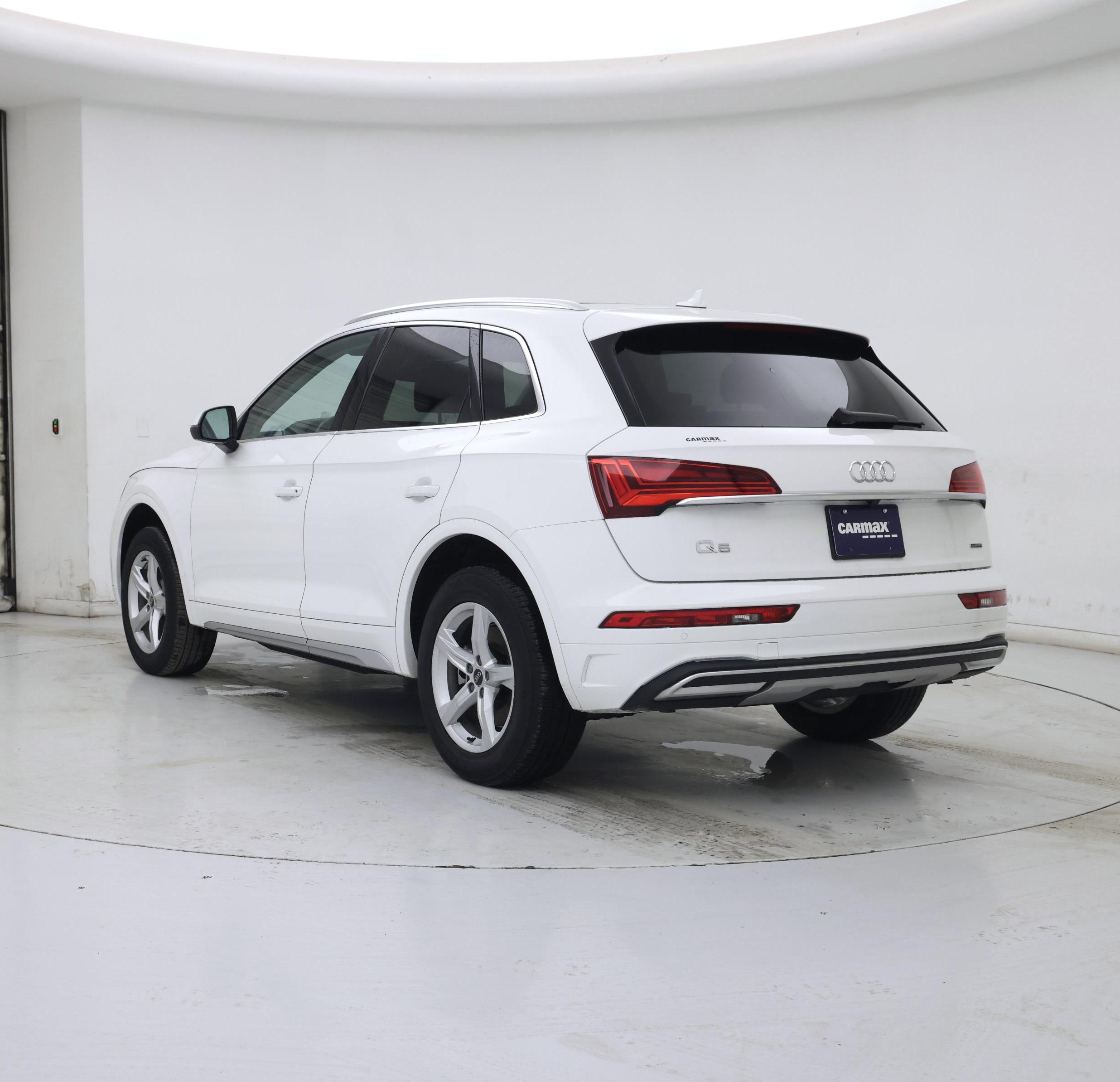 Thumbnail: 2023 Audi Q5 - 2