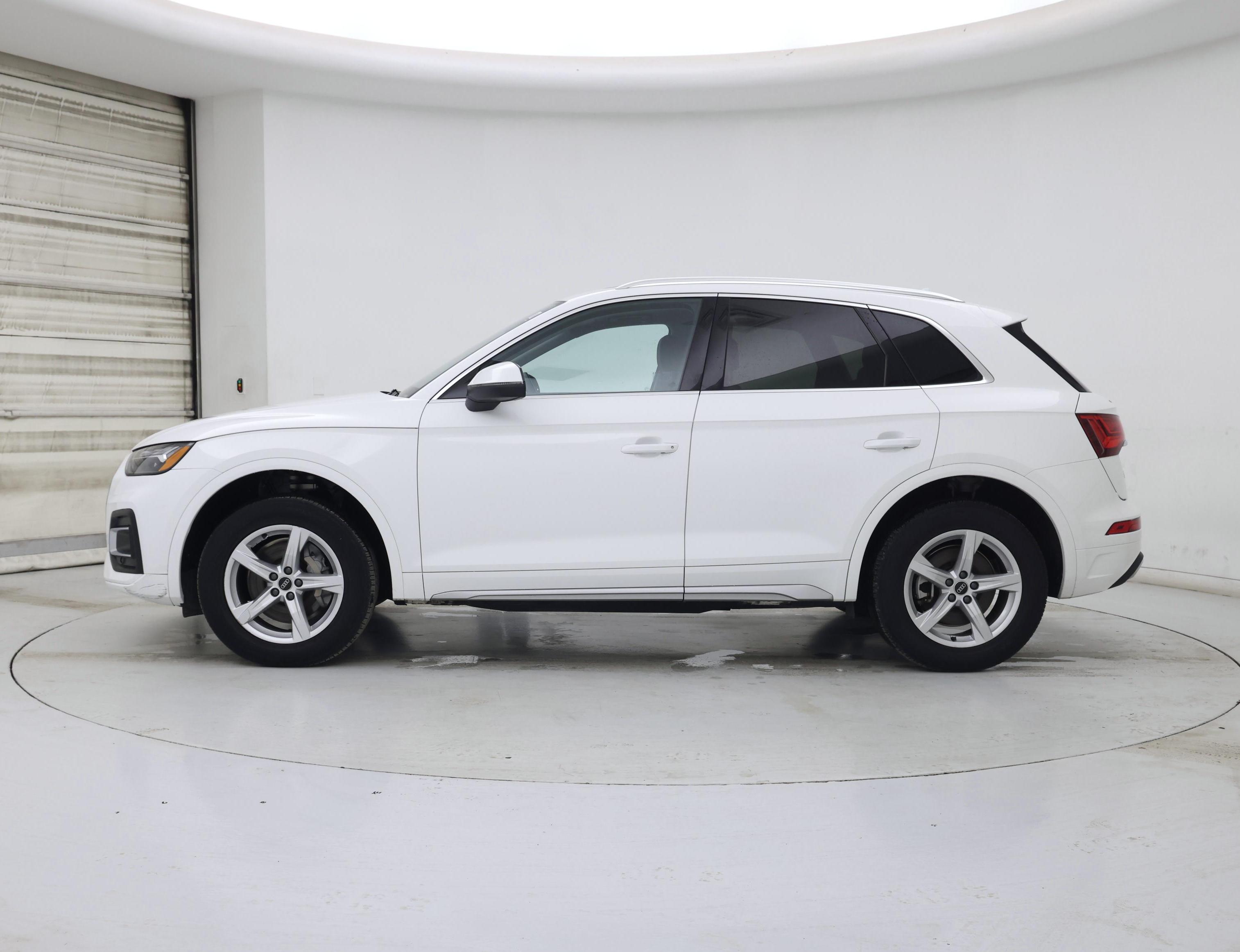 Thumbnail: 2023 Audi Q5 - 3