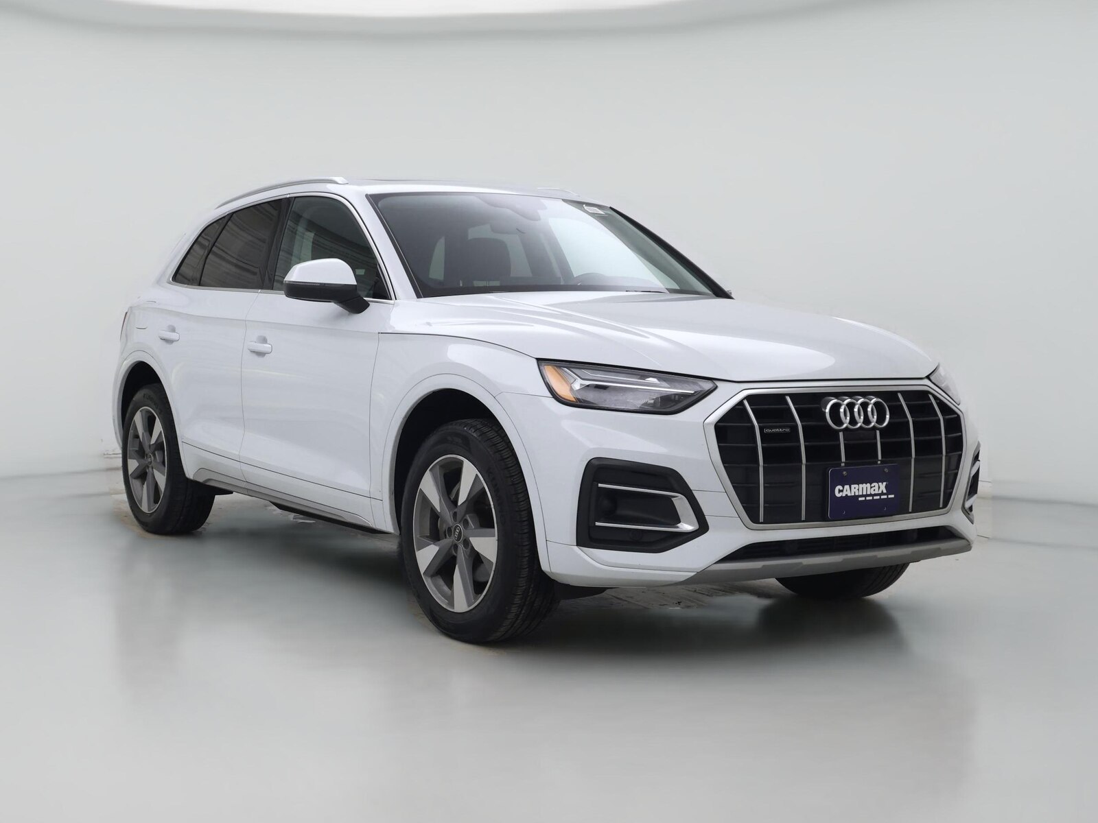 2023 Audi Q5 Premium Plus