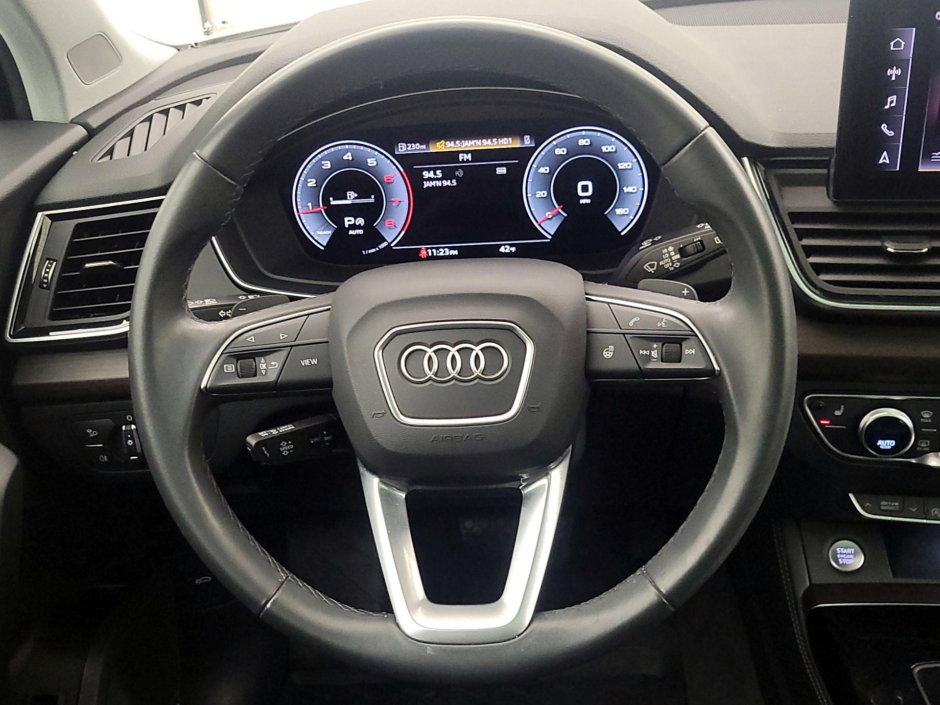 Thumbnail: 2023 Audi Q5 - 10